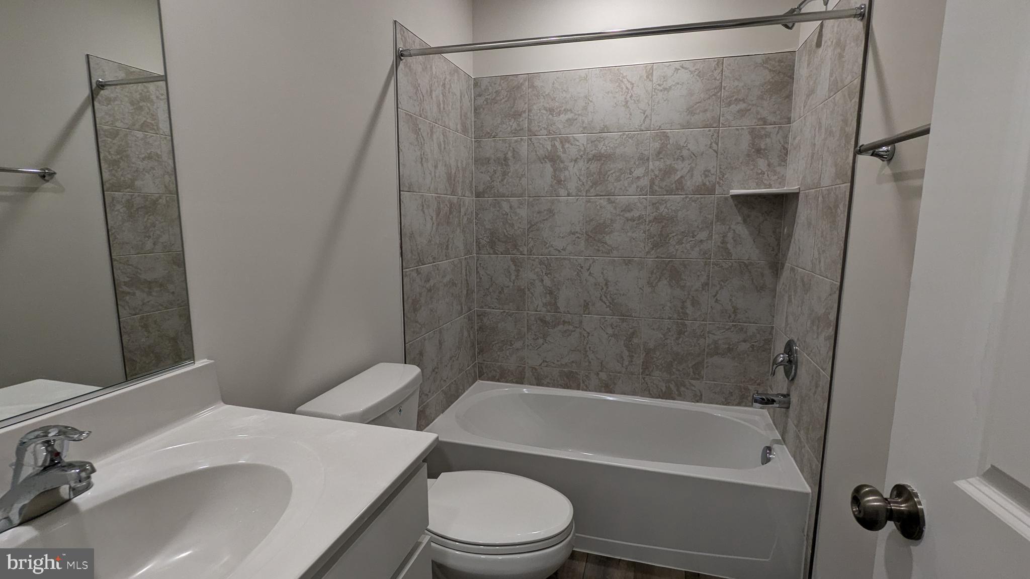 SHENANDOAH SPRINGS - Residential Lease