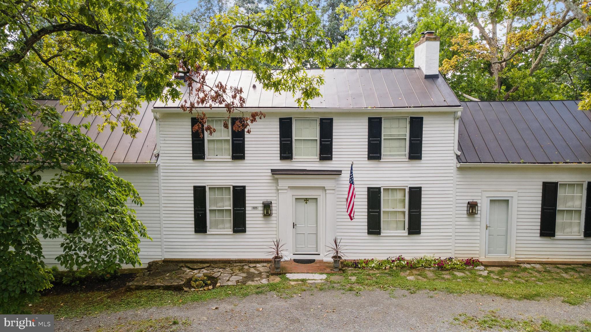 1105 BISHOP MEADE ROAD