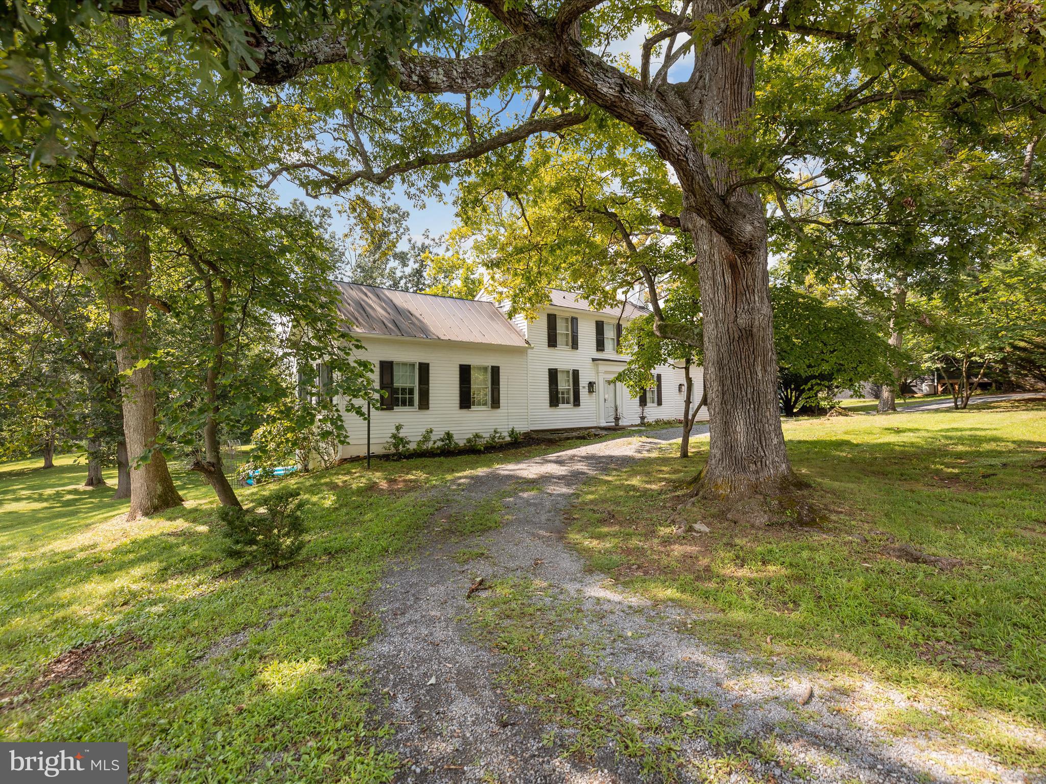 1105 BISHOP MEADE ROAD