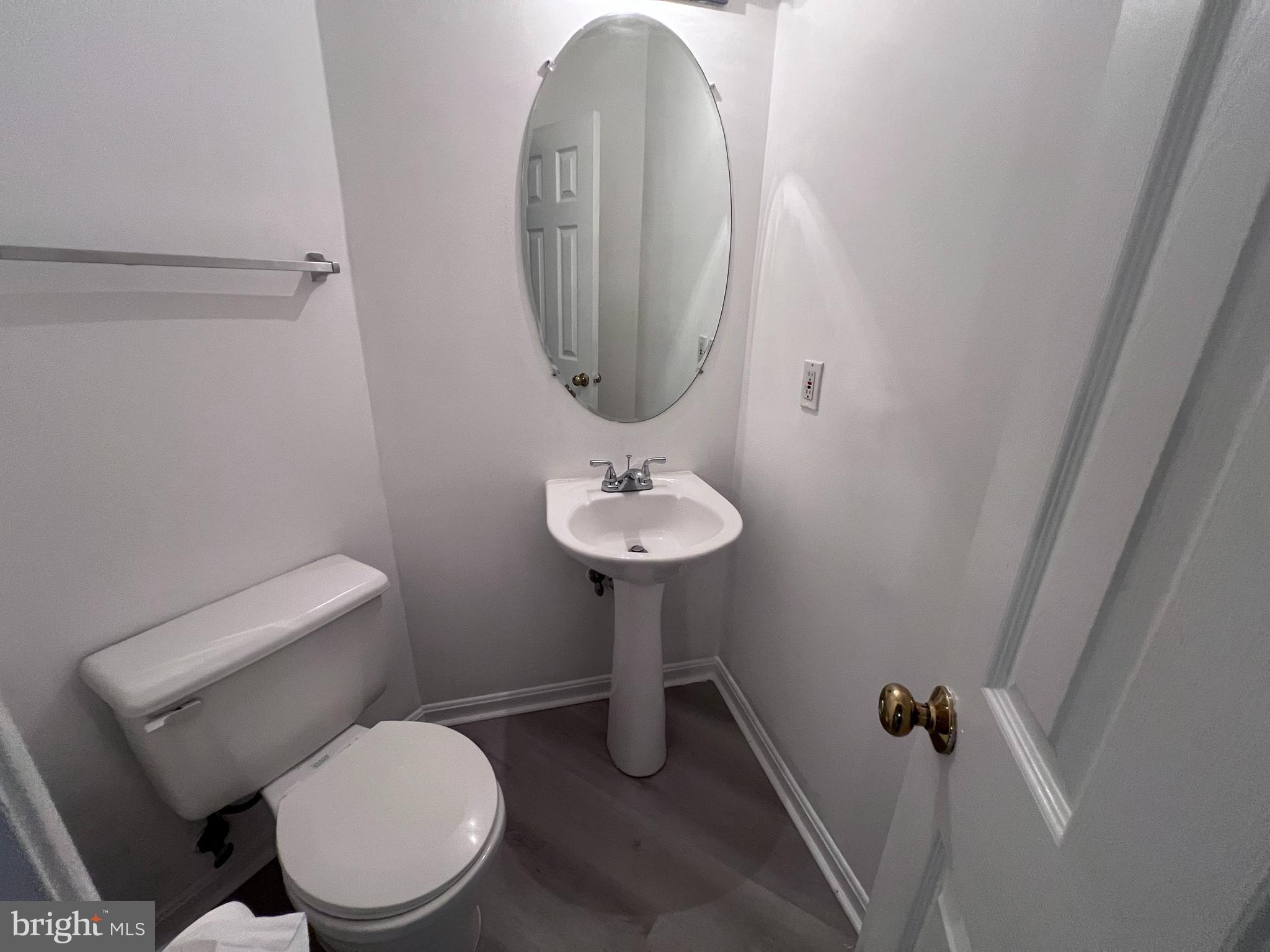 VILLAGES AT SAYBROOKE - Residential Lease