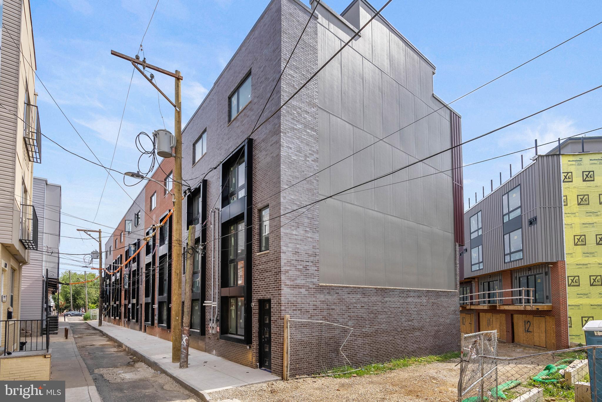 FAIRMOUNT - Residential