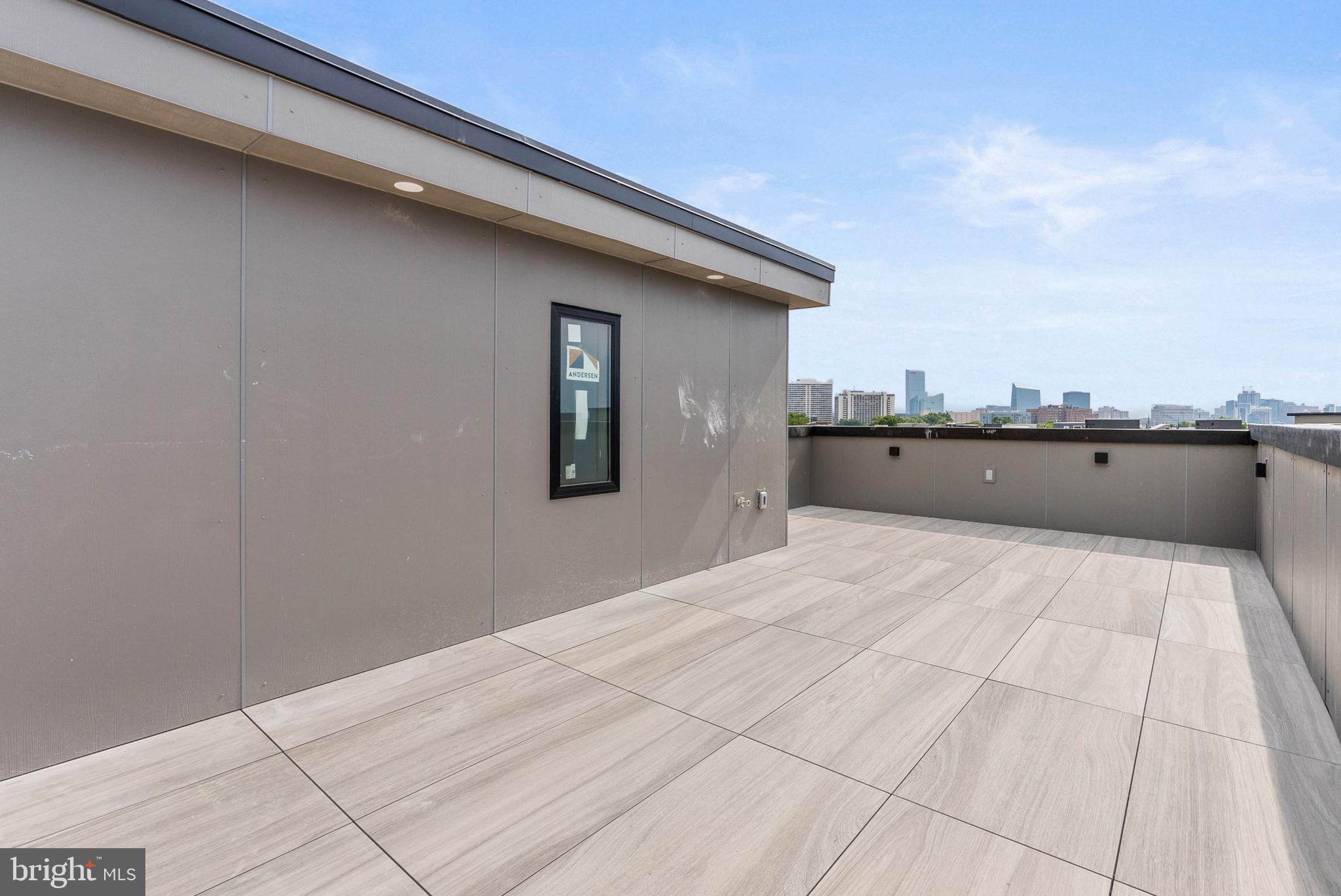 FAIRMOUNT - Residential