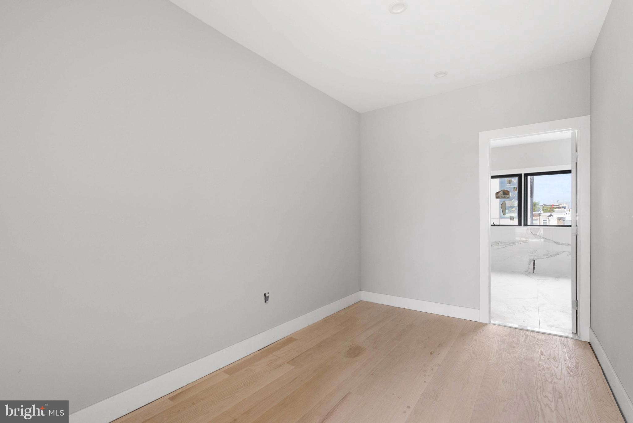 FAIRMOUNT - Residential