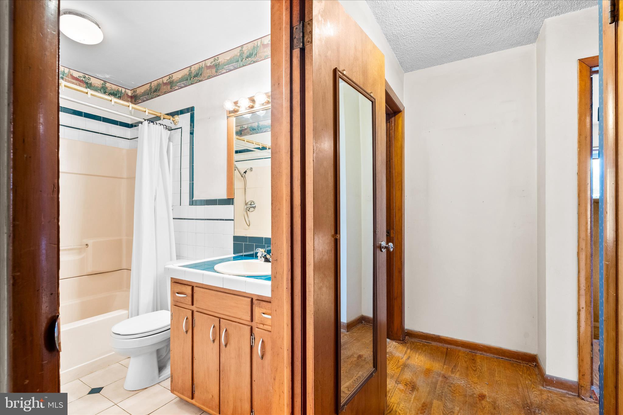 PLEASANT VIEW HEIGHTS - Residential