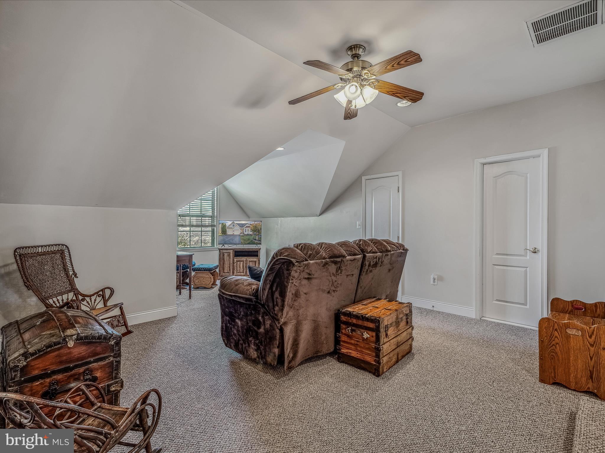 HAMMONDS MILL - Residential