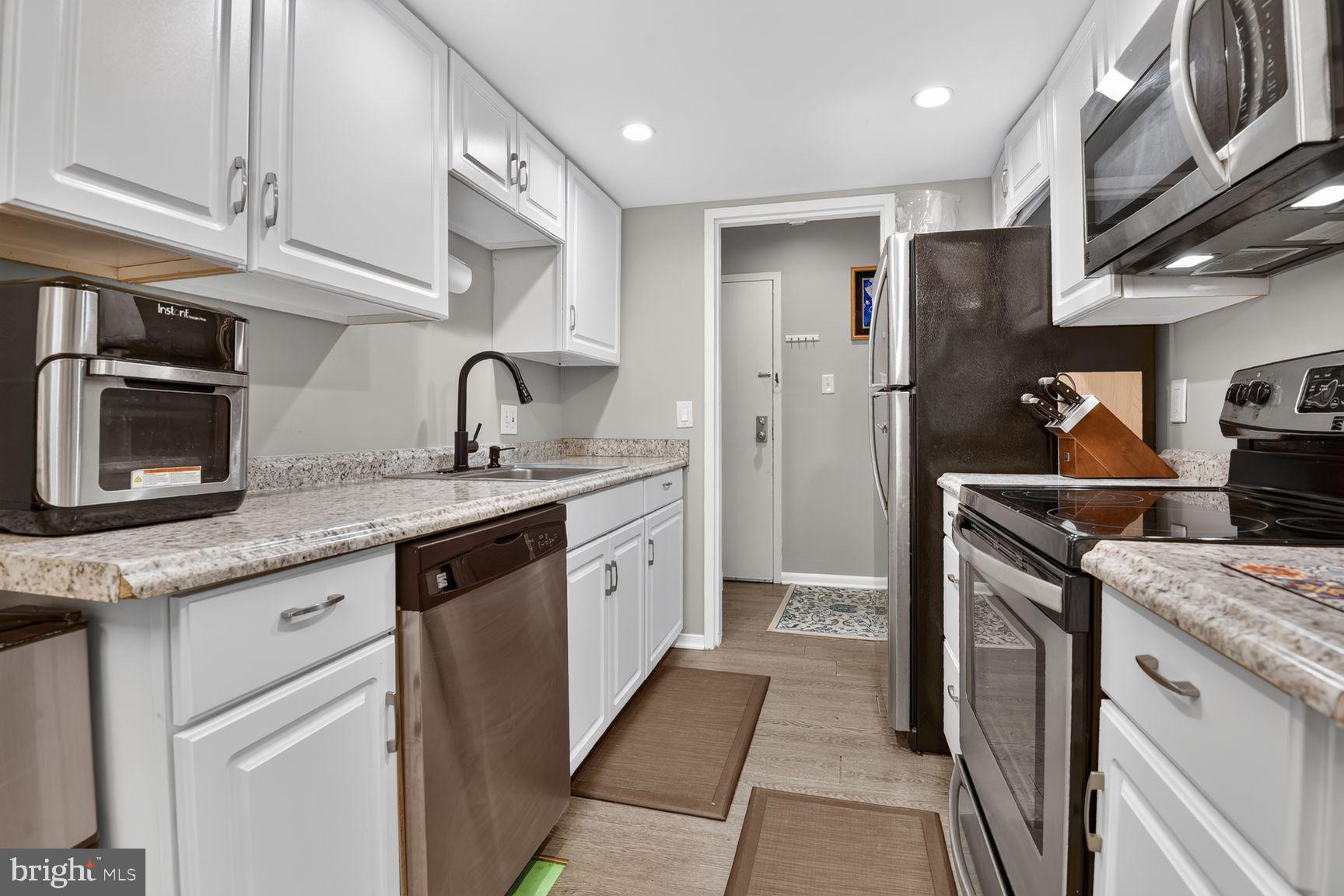 11645 STONEVIEW SQUARE 21C