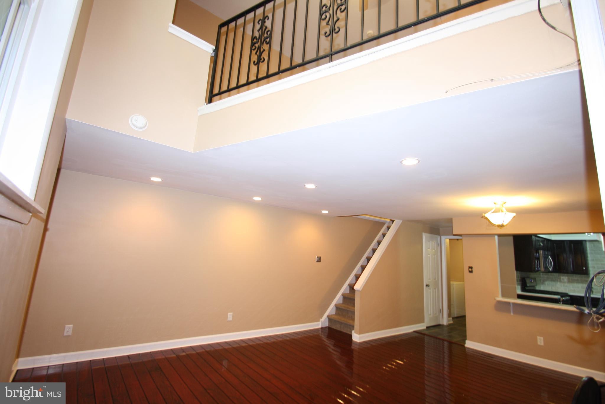 WASHINGTON SQ WEST - Residential