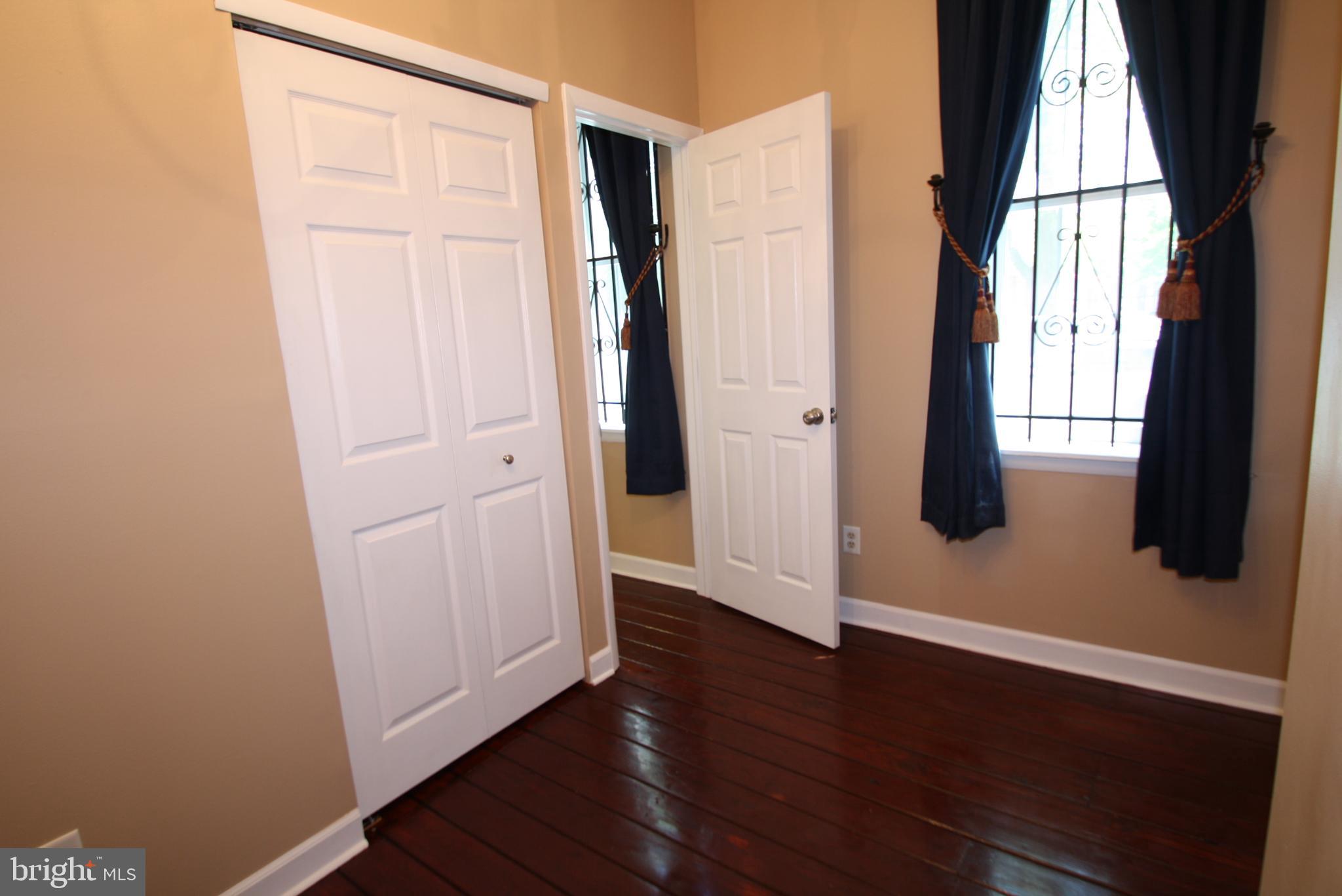 WASHINGTON SQ WEST - Residential