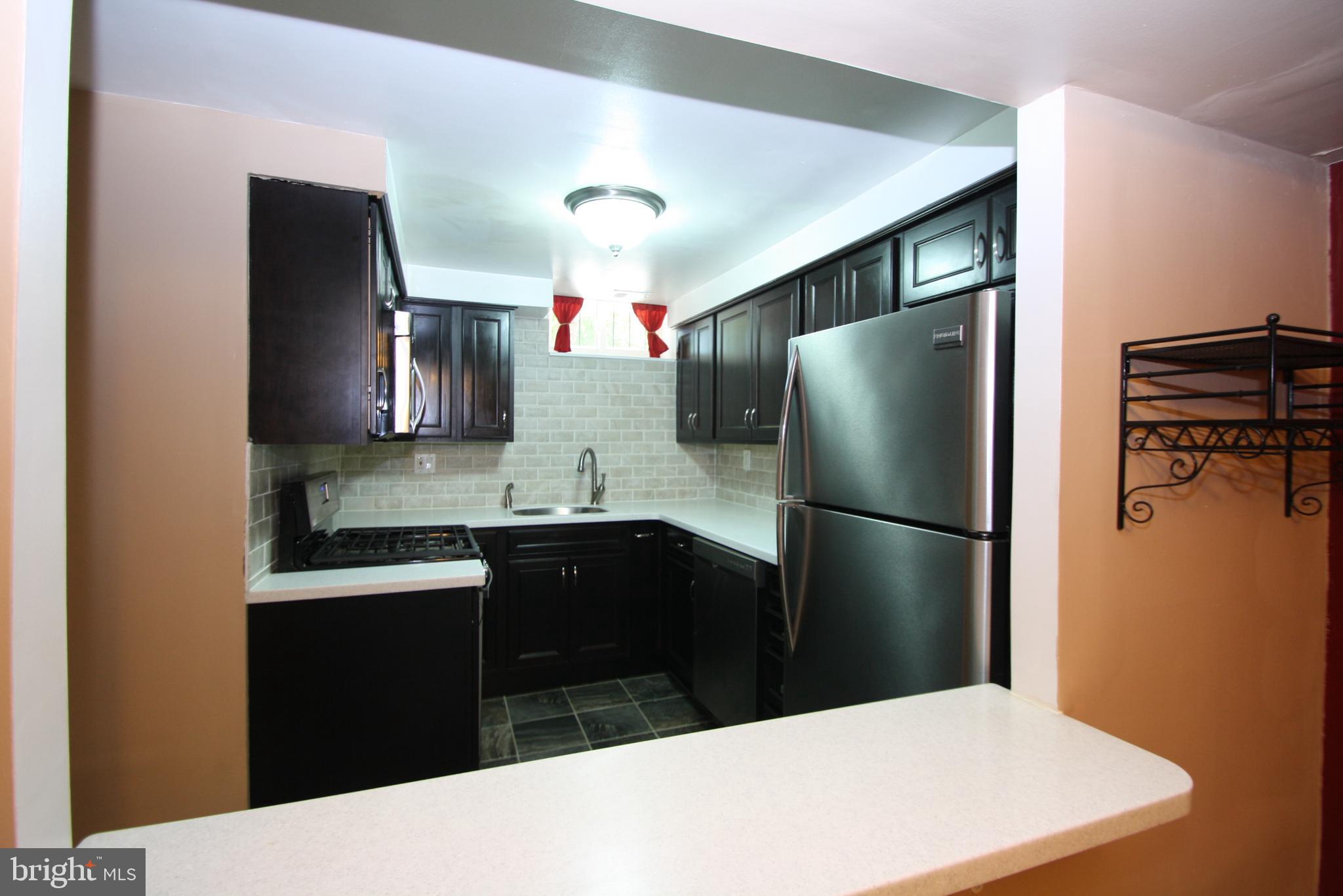 WASHINGTON SQ WEST - Residential