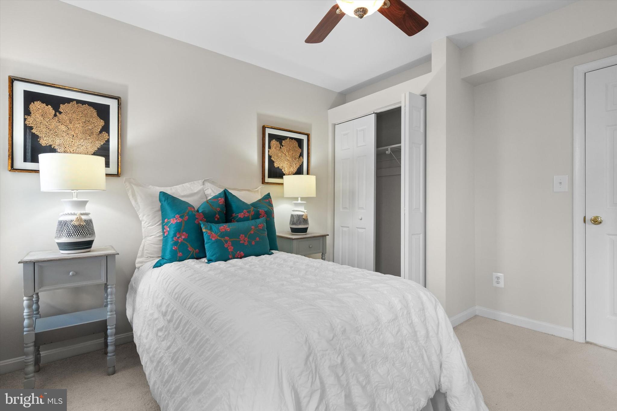 SOUTH RIDING - Residential