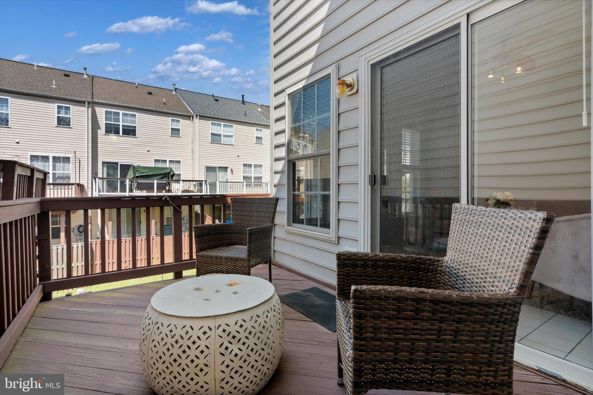 SOUTH RIDING - Residential