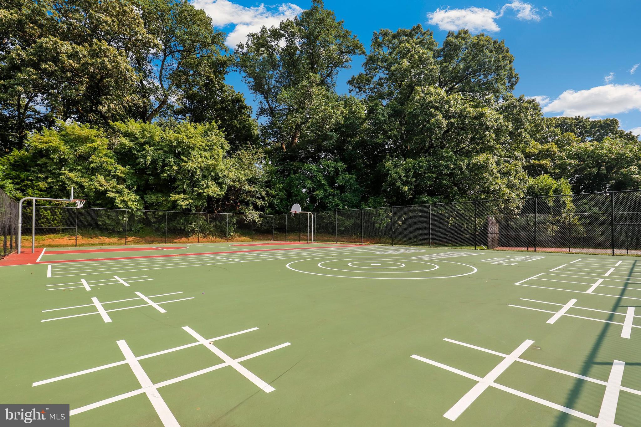 BROOKSIDE - Residential