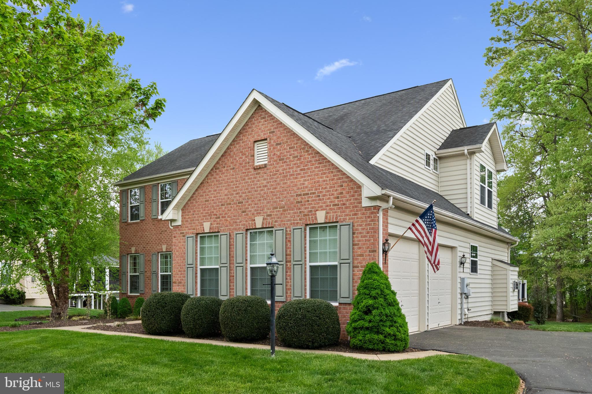 BROOKSIDE - Residential