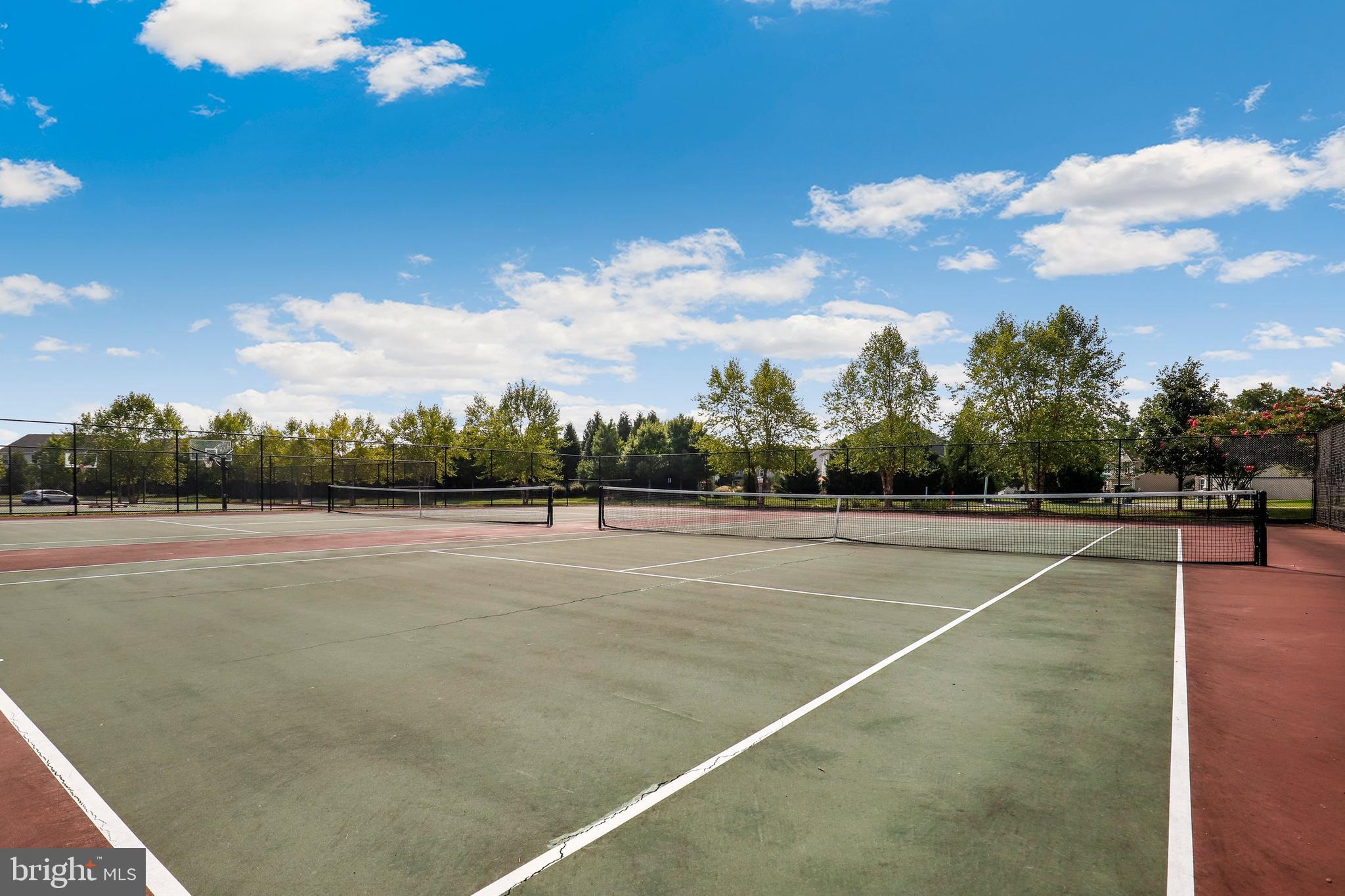 BROOKSIDE - Residential