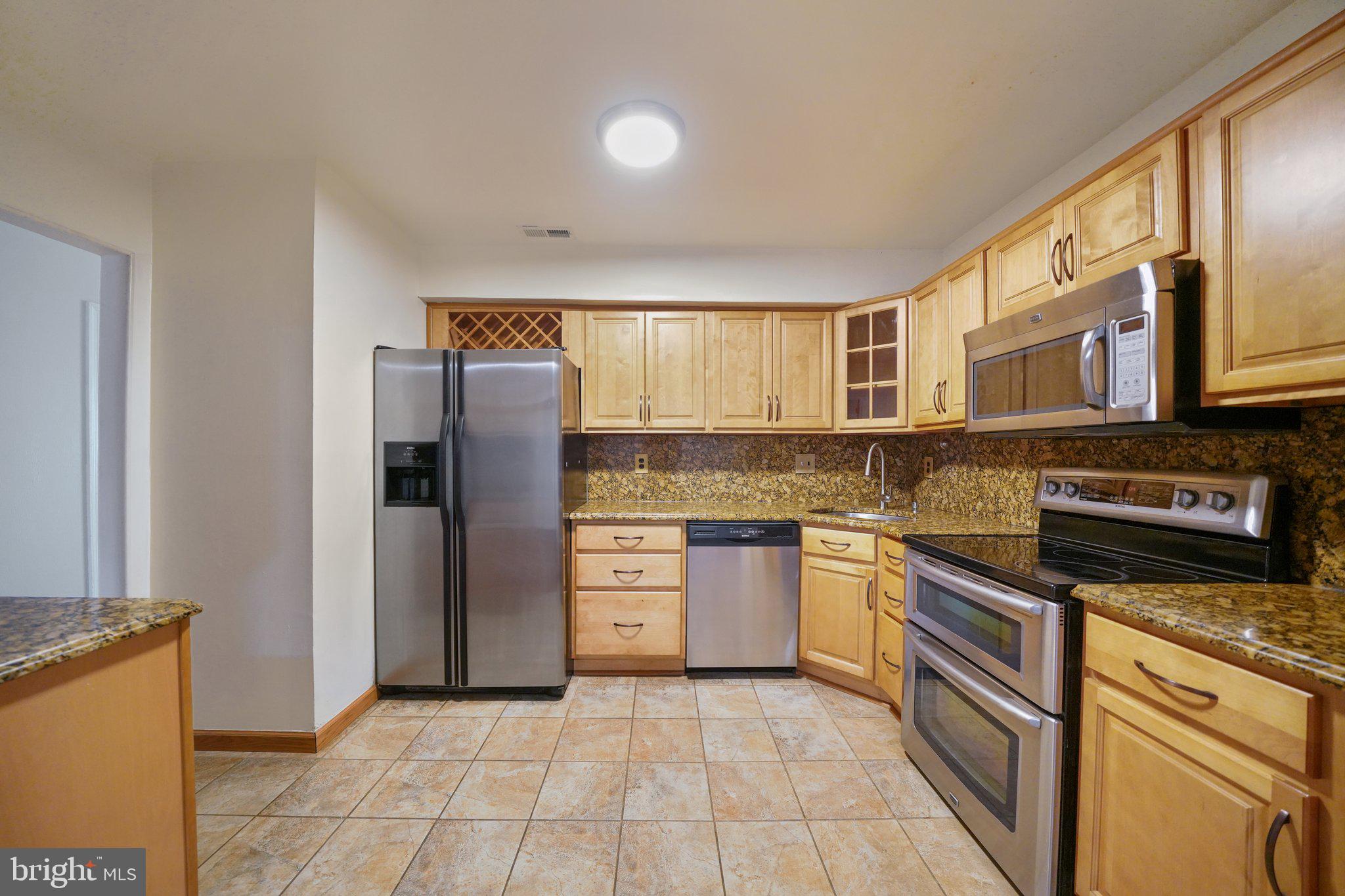 ORCHARD COURTS - Residential