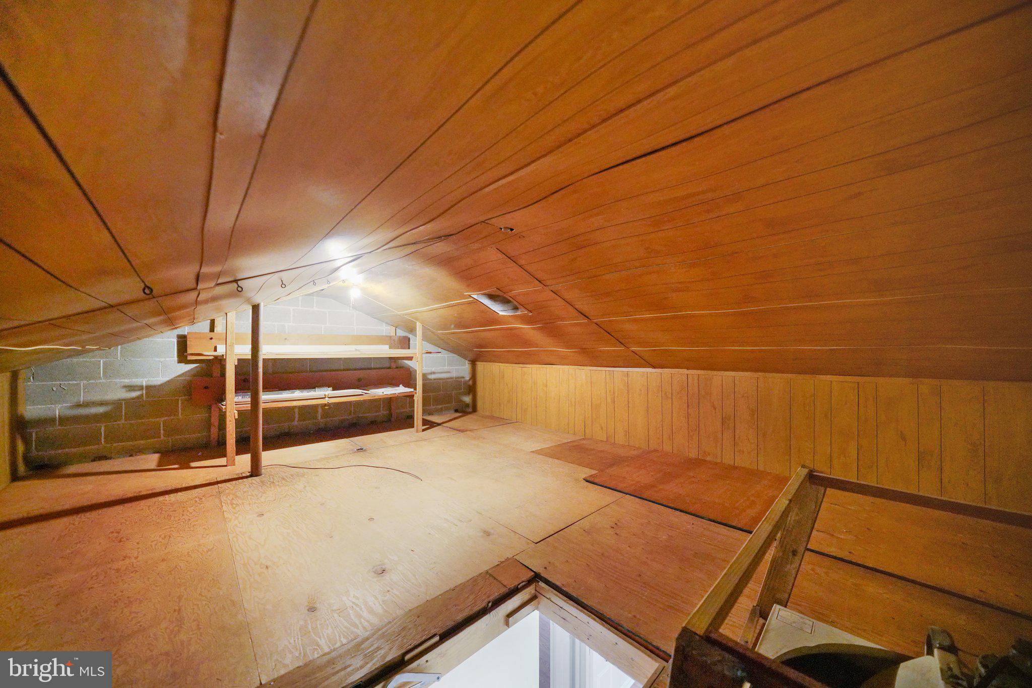 ORCHARD COURTS - Residential