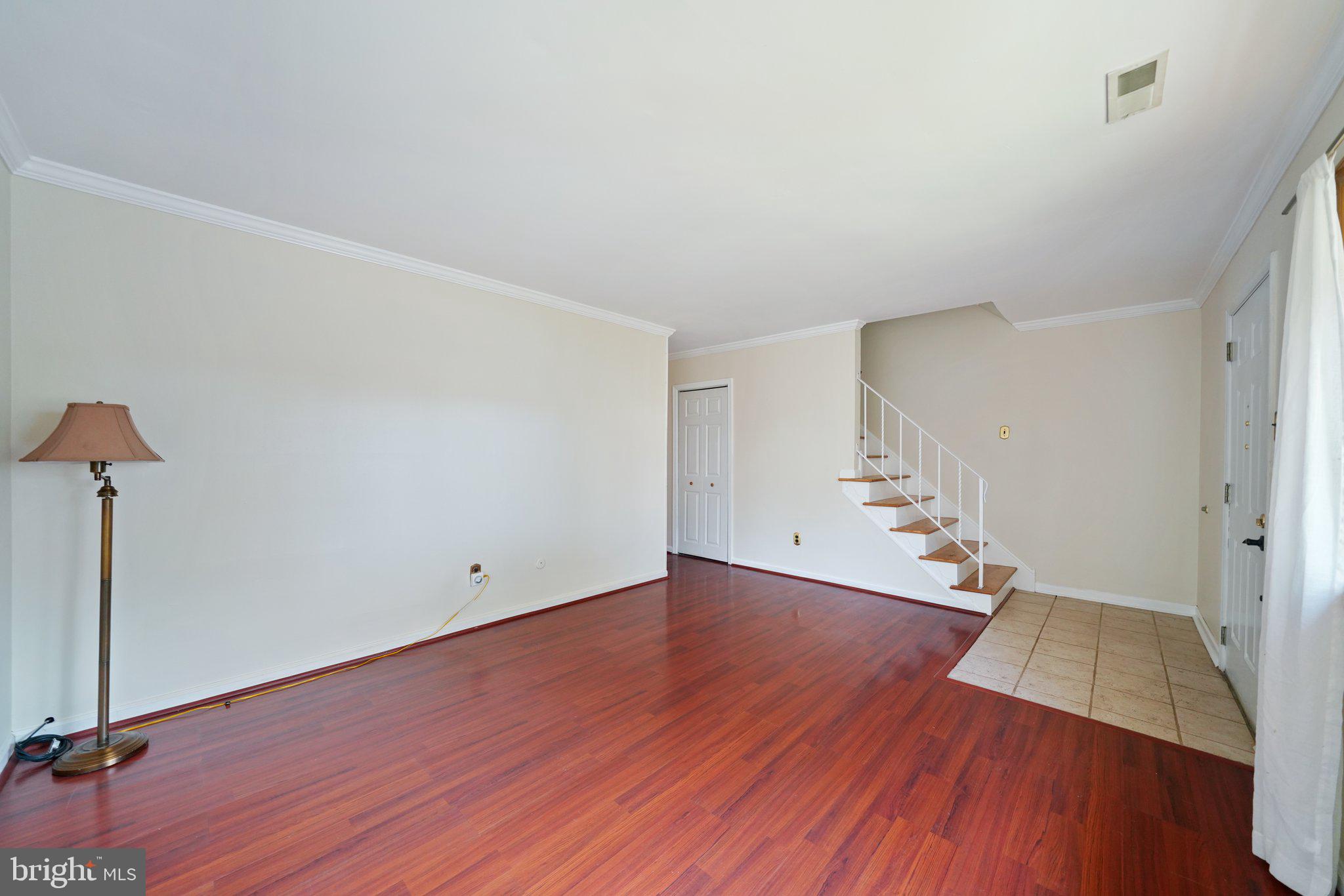 ORCHARD COURTS - Residential