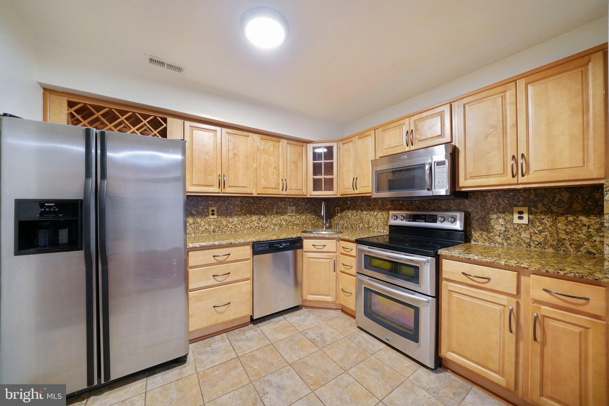 ORCHARD COURTS - Residential