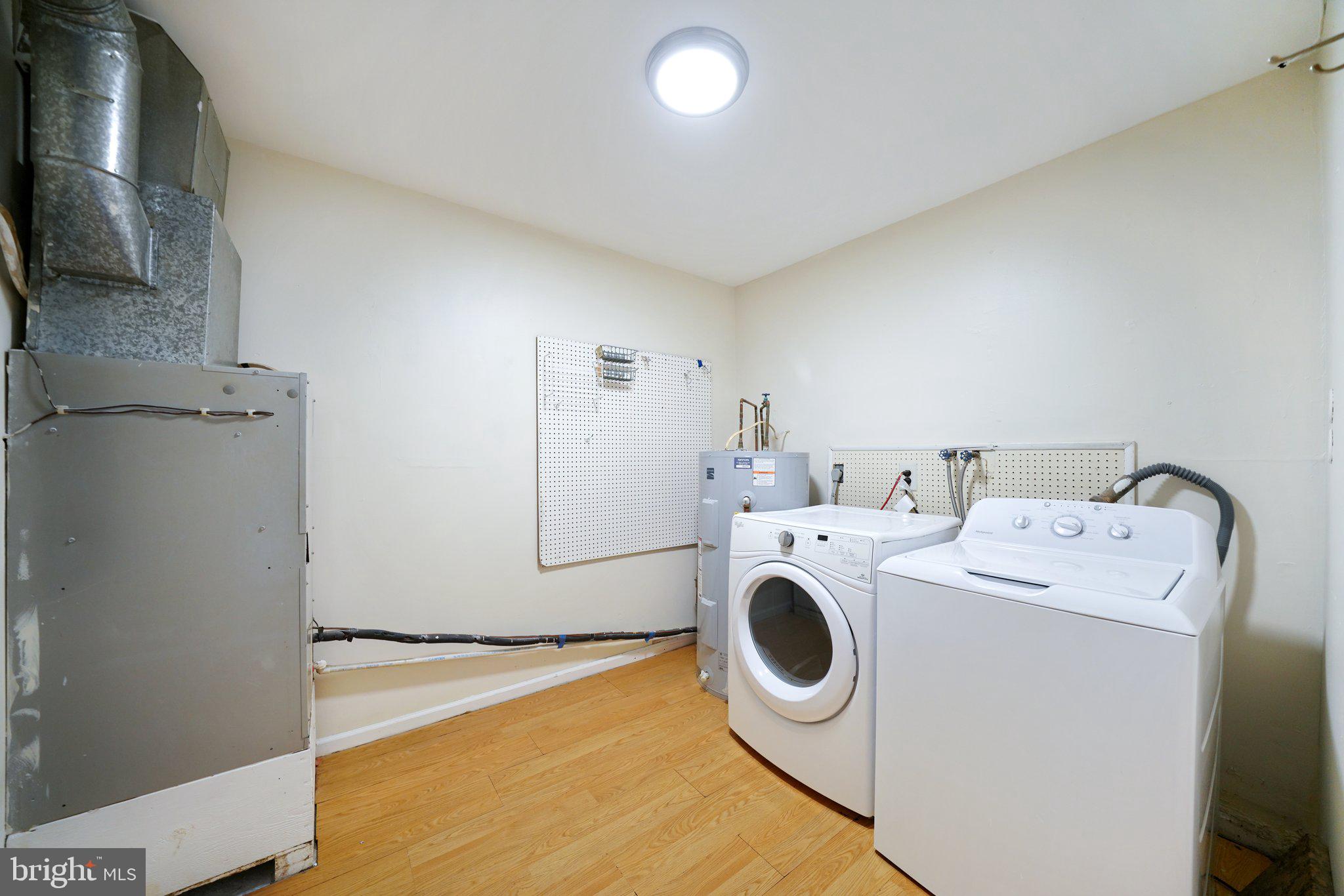 ORCHARD COURTS - Residential