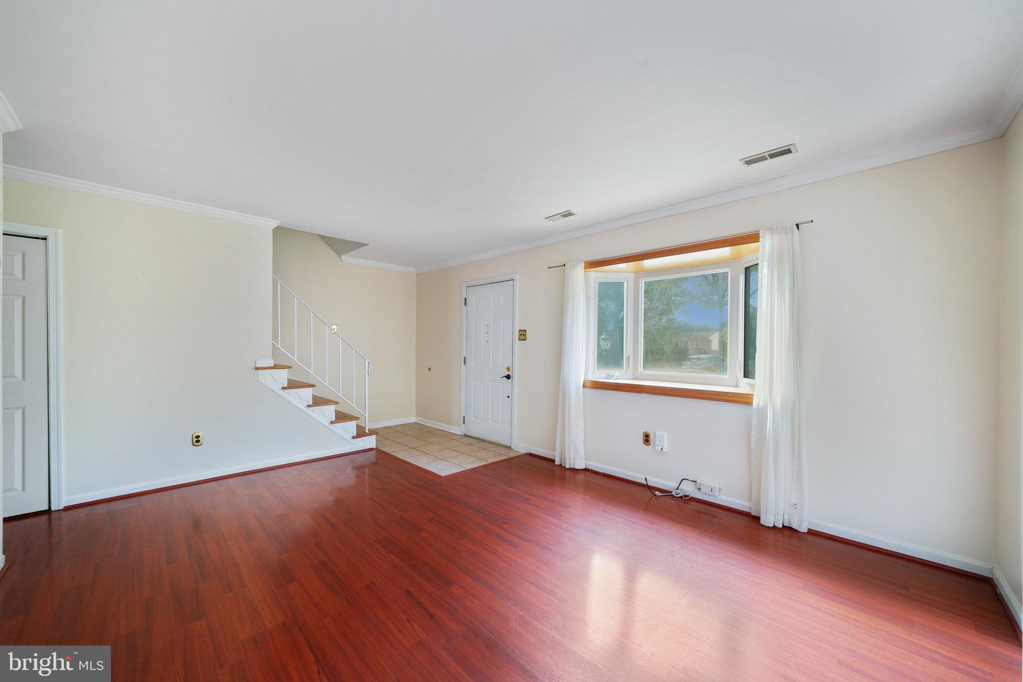 ORCHARD COURTS - Residential