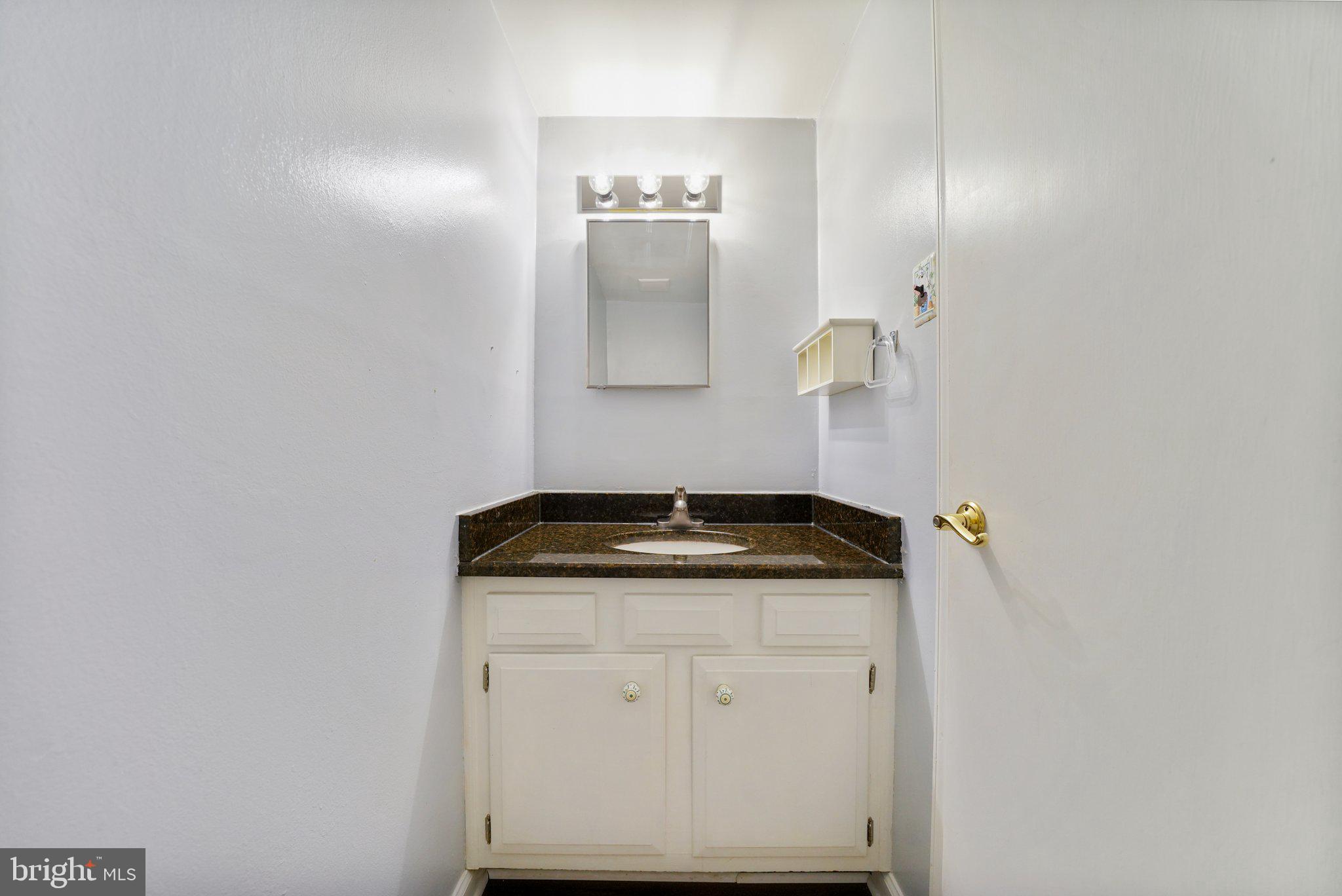 ORCHARD COURTS - Residential