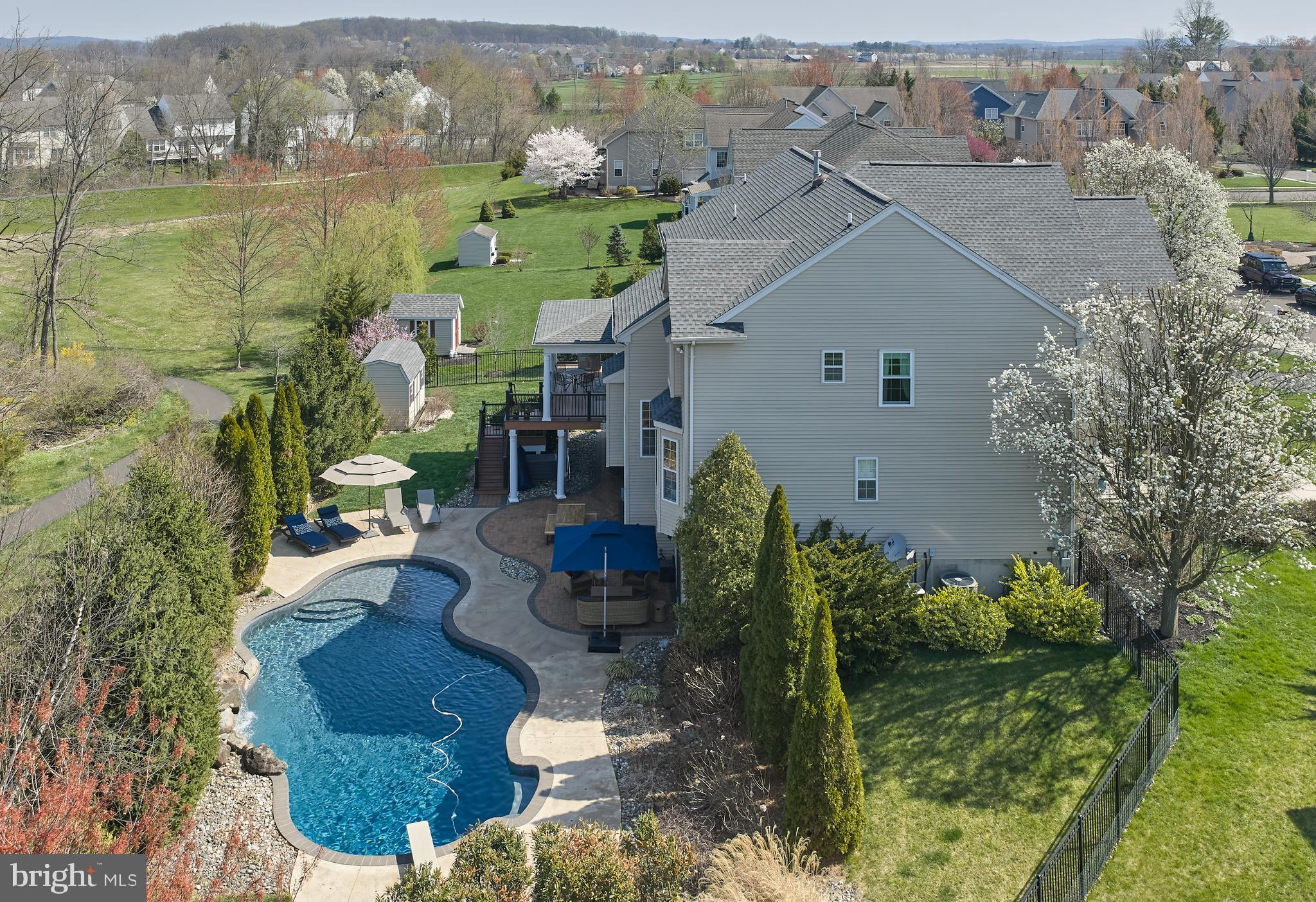 DEVONSHIRE ESTATES - Residential