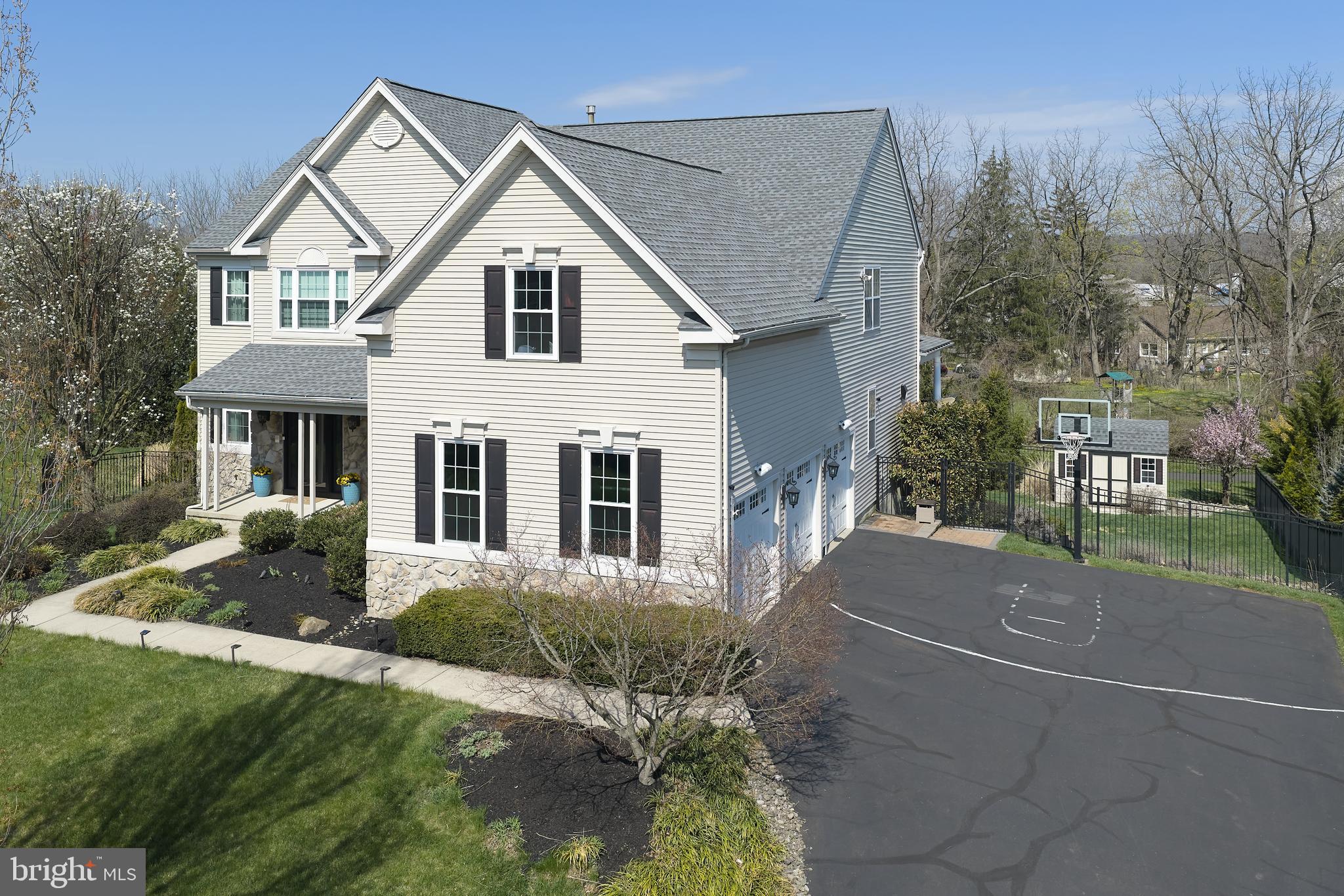 DEVONSHIRE ESTATES - Residential