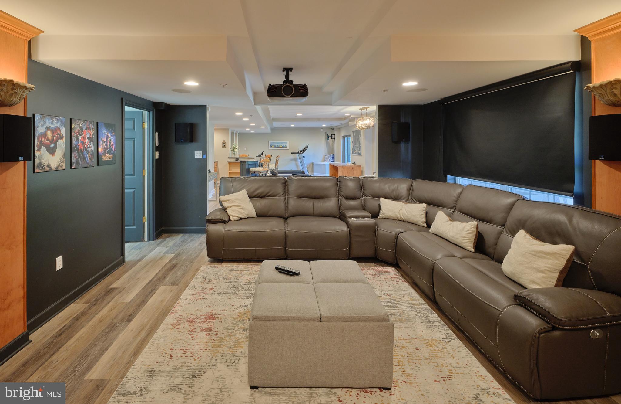 DEVONSHIRE ESTATES - Residential