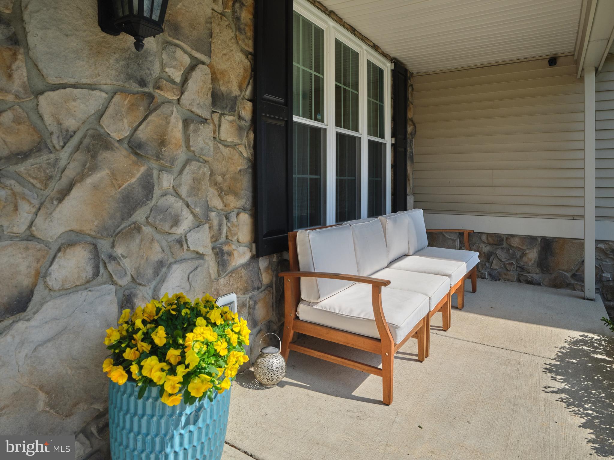 DEVONSHIRE ESTATES - Residential