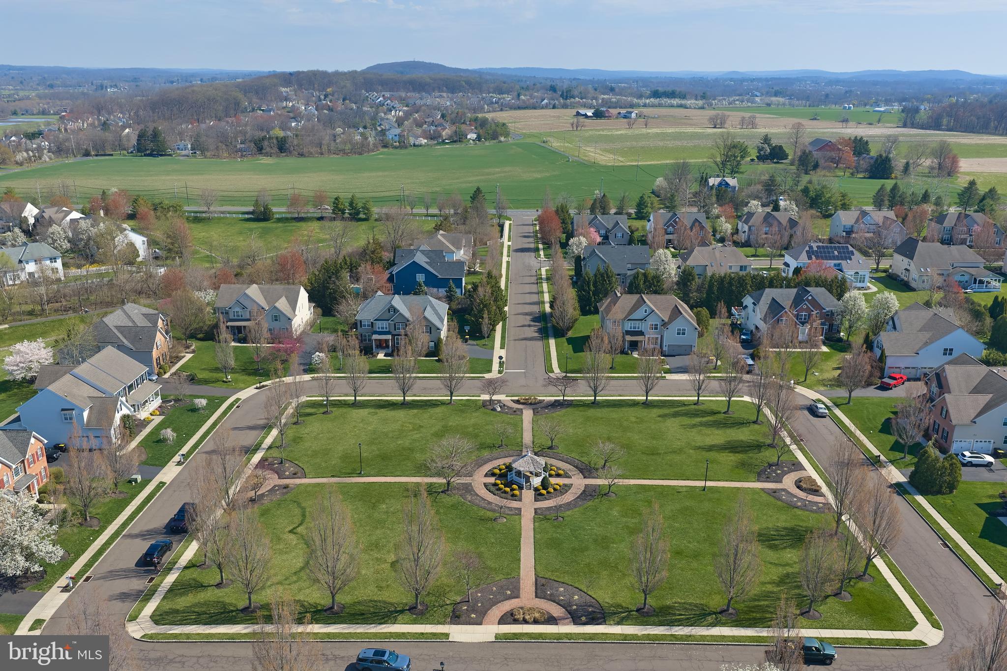 DEVONSHIRE ESTATES - Residential