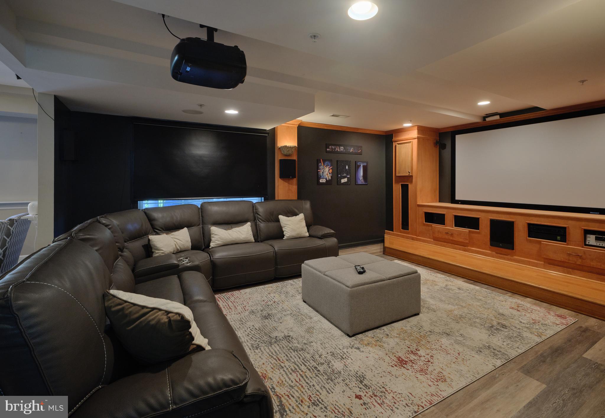 DEVONSHIRE ESTATES - Residential