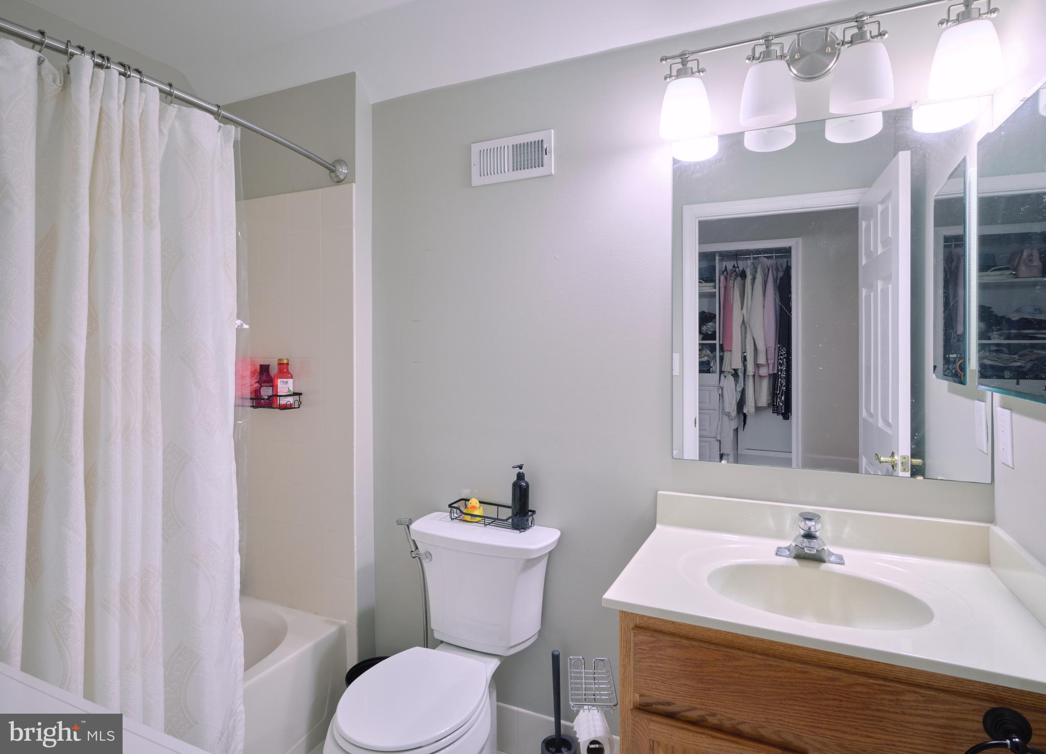 DEVONSHIRE ESTATES - Residential