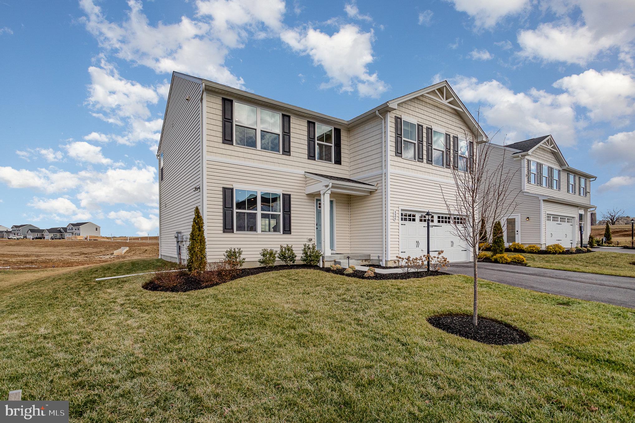 326 CREEKSIDE DRIVE
