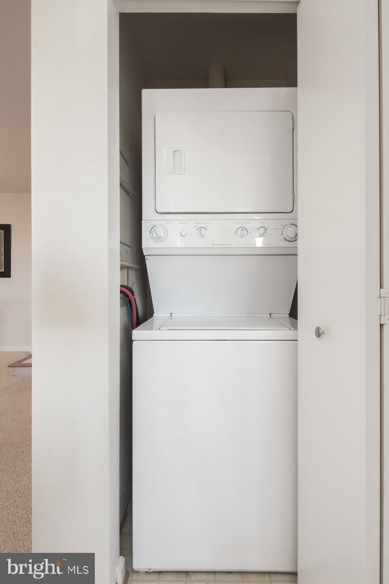 QUAKER HILL - Residential