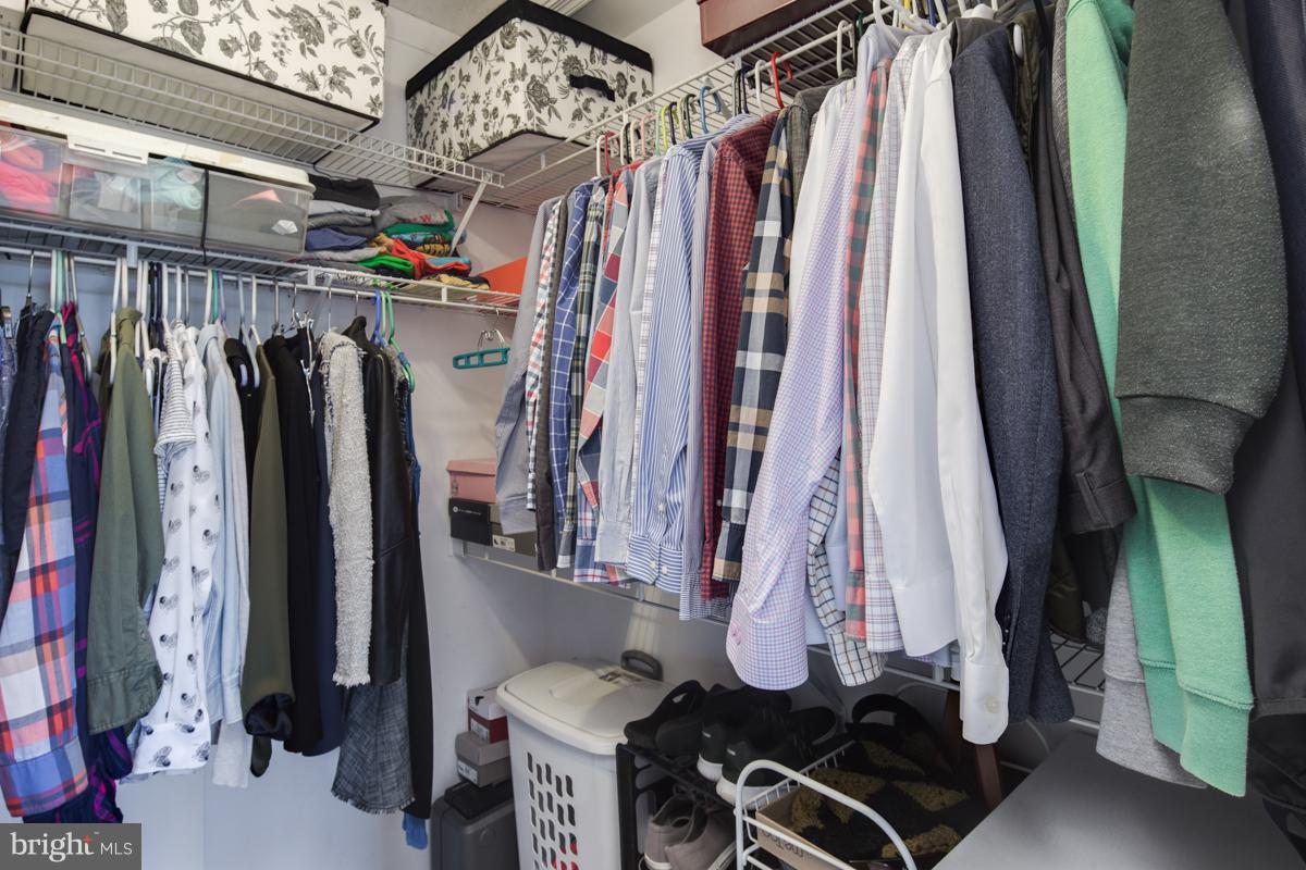 QUAKER HILL - Residential