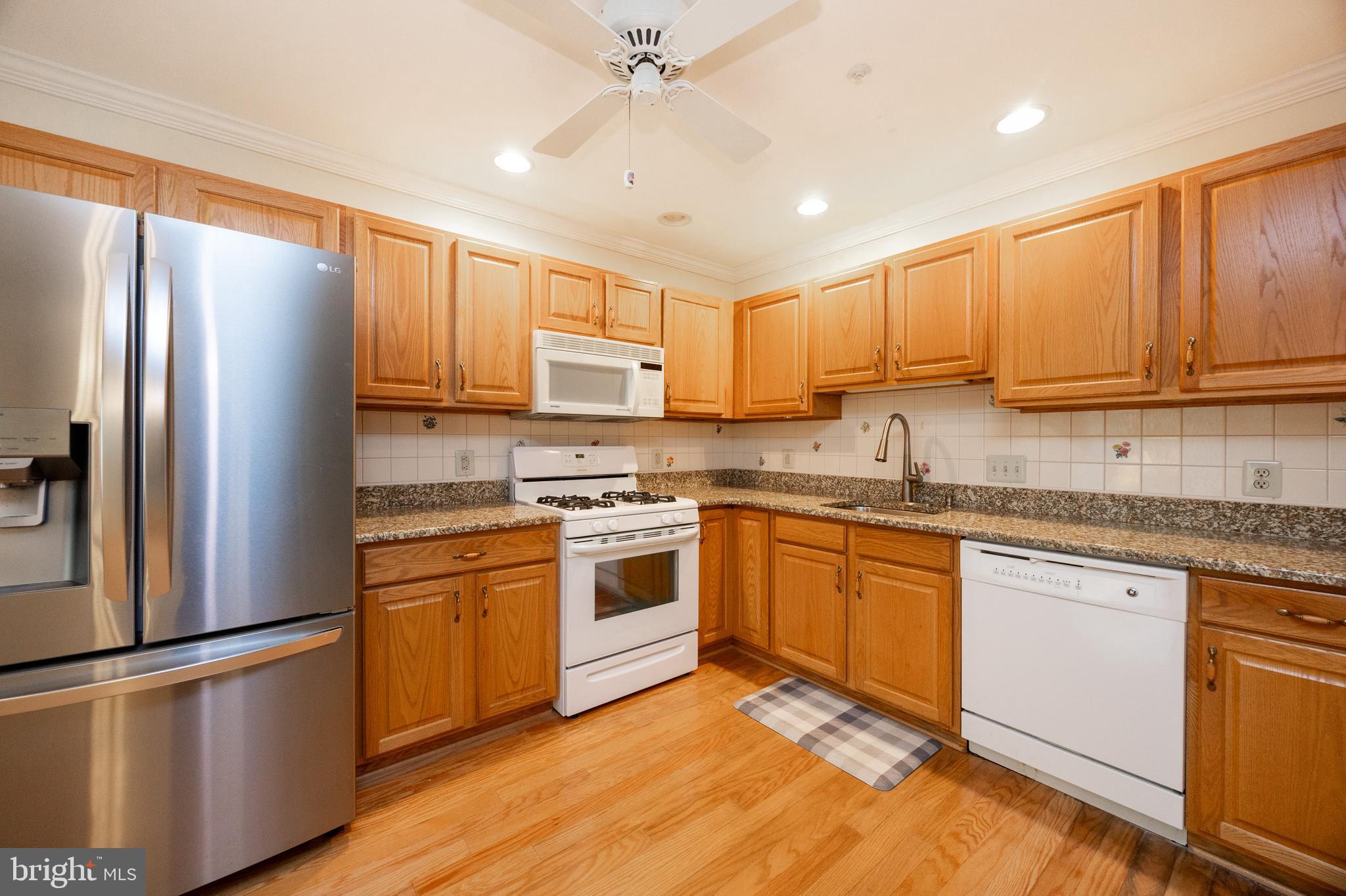 GOLFVIEW - Residential