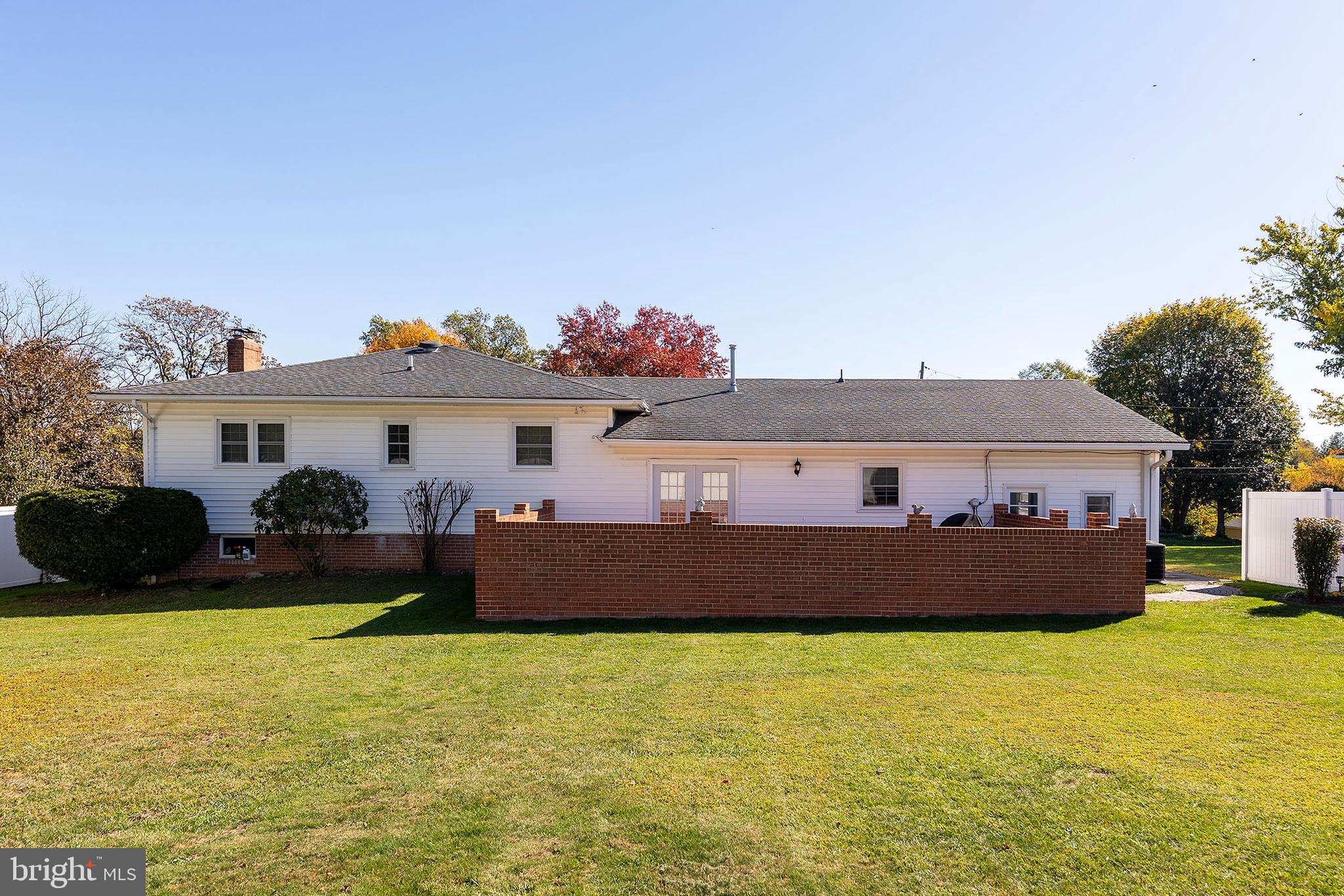 A MELVIN LEWIS - Residential