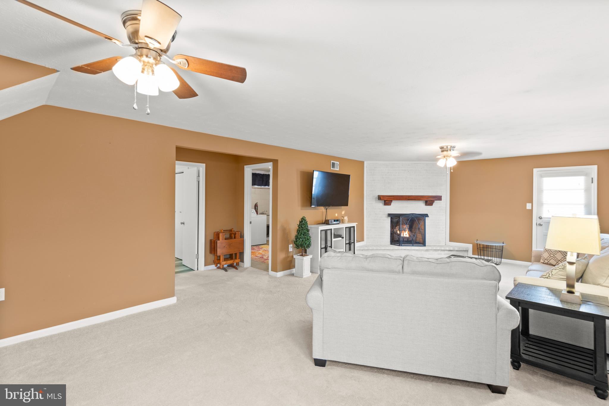 A MELVIN LEWIS - Residential