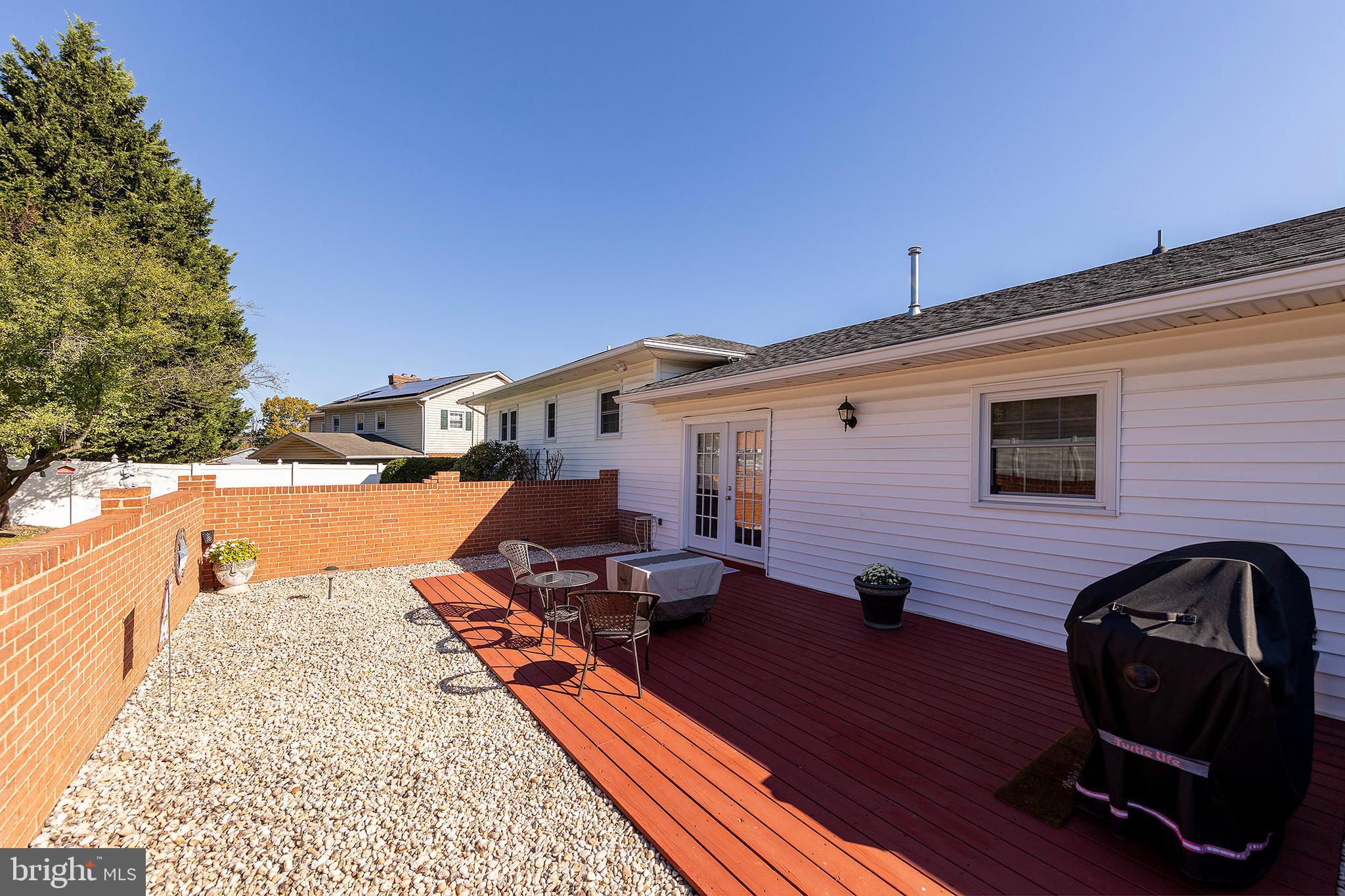 A MELVIN LEWIS - Residential