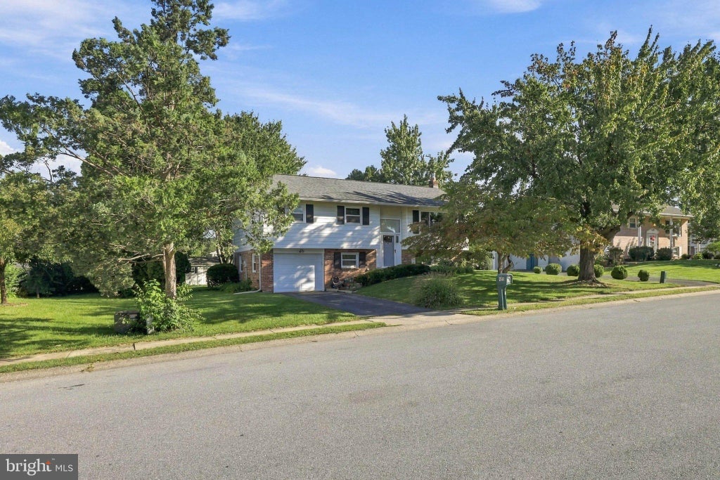 Photo of 425 Nottingham Avenue, LANCASTER, PA 17601 (MLS # PALA2095632)