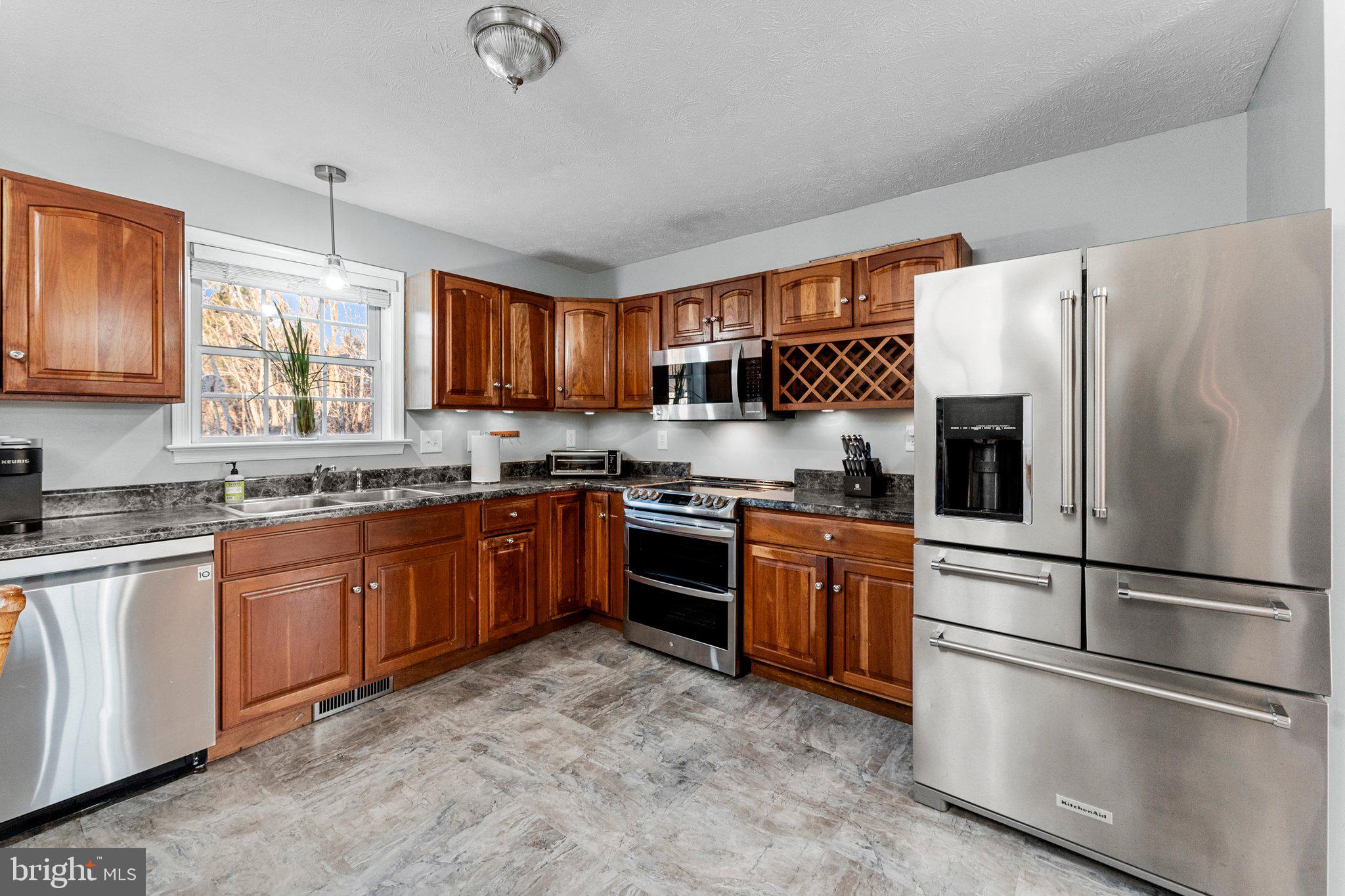 DUNNSVILLE - Residential