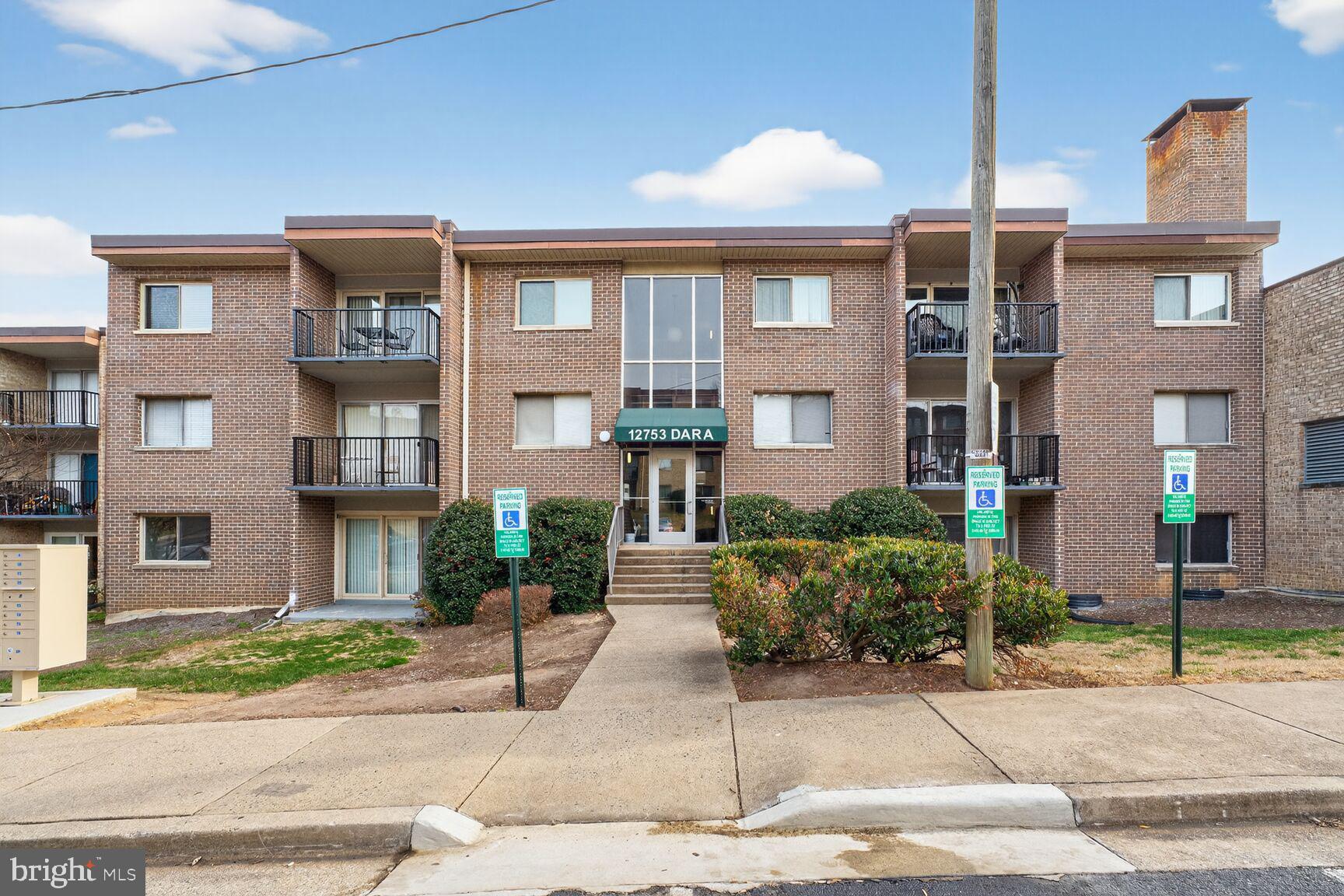 OCCOQUAN RIDGE - Residential