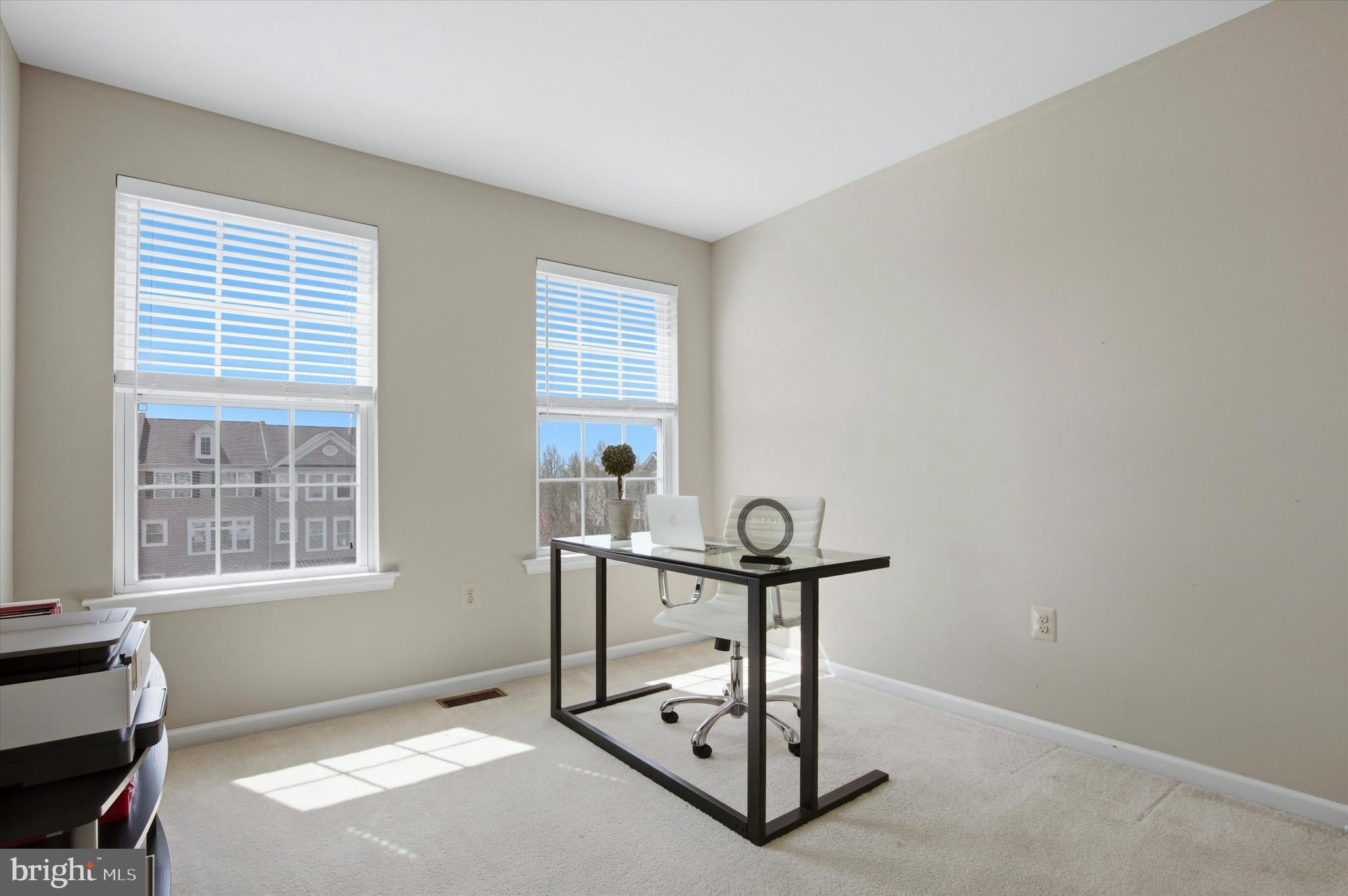 VILL AT COUNTRY VIEW - Residential