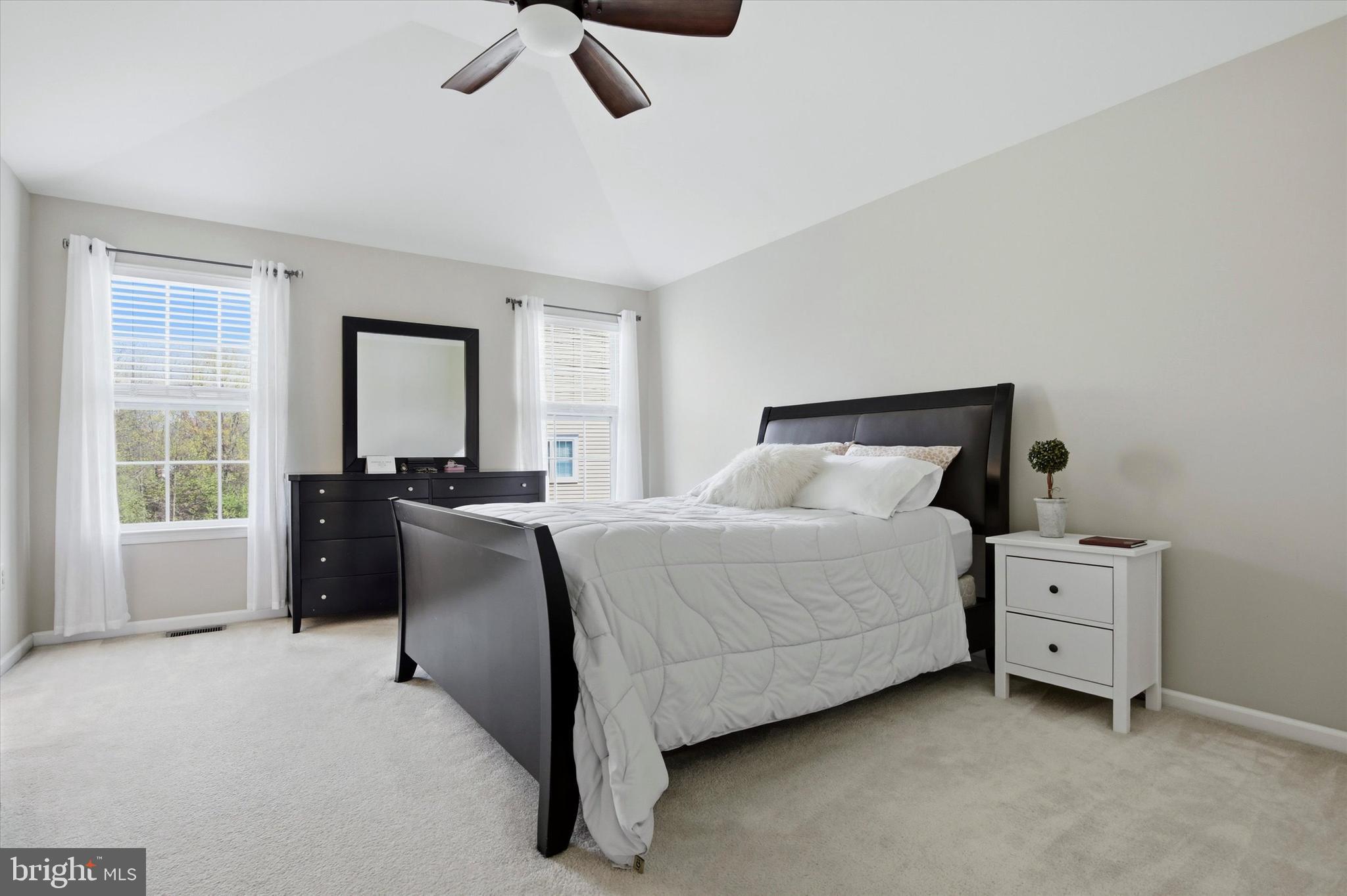 VILL AT COUNTRY VIEW - Residential