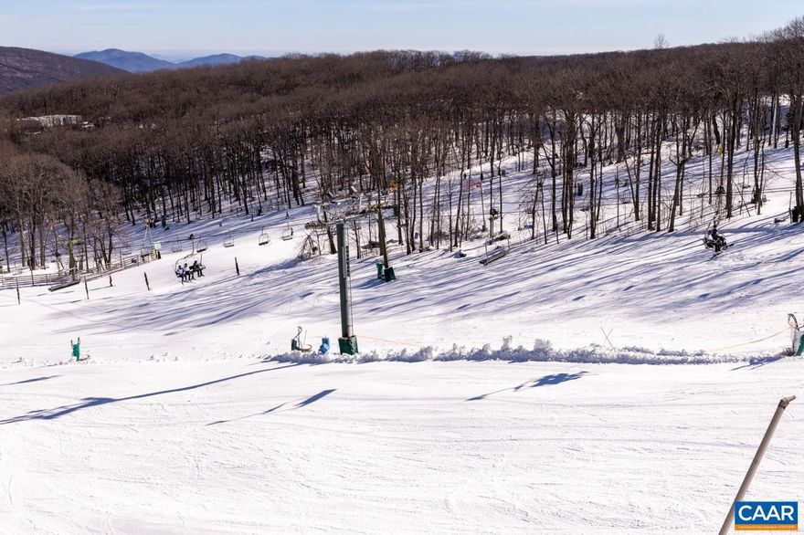 Perfect location to enjoy the valley views, take in the fall colors and catch all the action on the slopes. This well maintained 2 bedroom condo is steps from Diamond Hill ski slope, the terrain park, and offers easy access to the main village, resort events and activities. This condo is not only spacious and comfortable it?s also convenient. Replaced HVAC in 2020.,Formica Counter,Oak Cabinets,Fireplace in Living Room