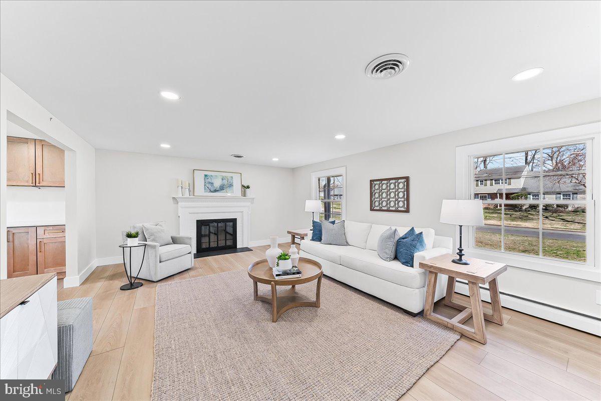 SCOTS GLEN - Residential