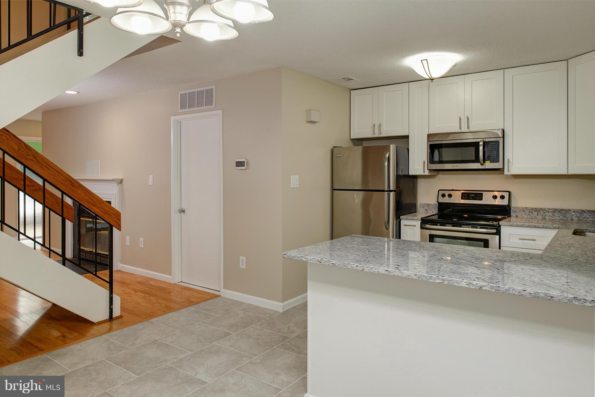 RESTON - Residential