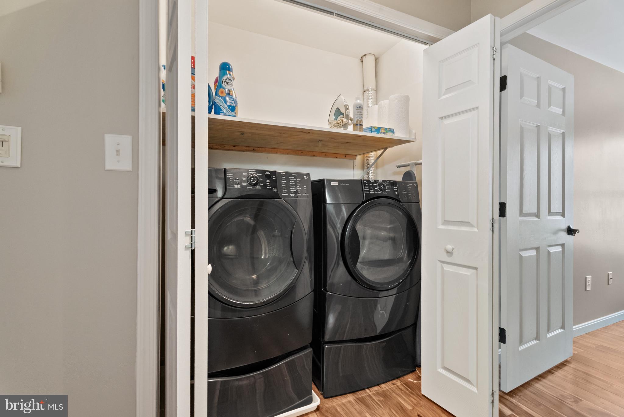 ECHO GLEN - Residential