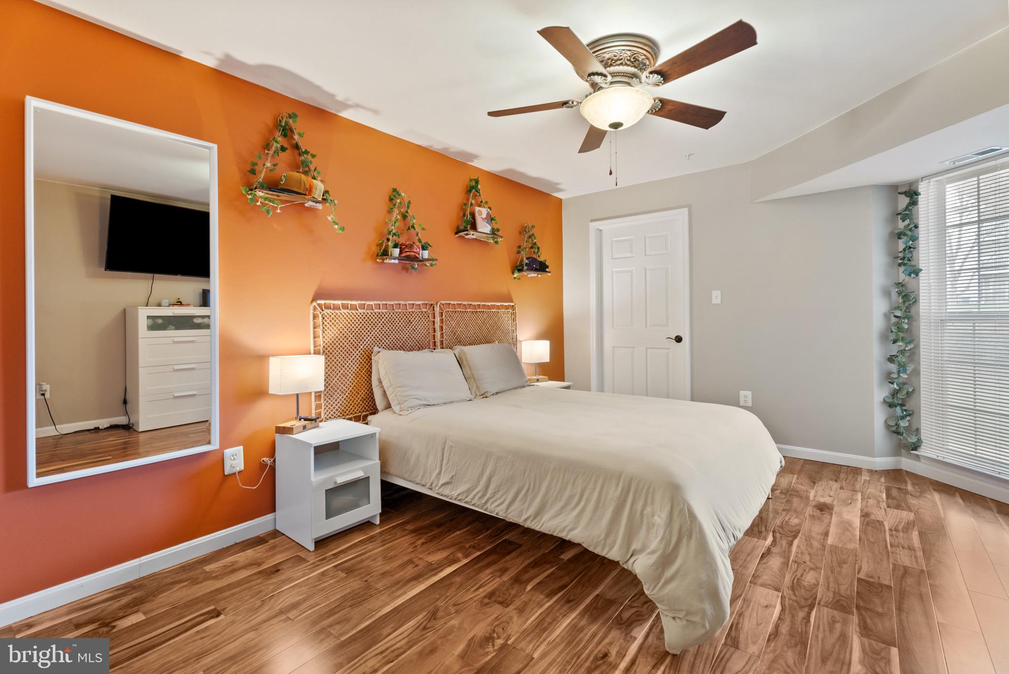 ECHO GLEN - Residential