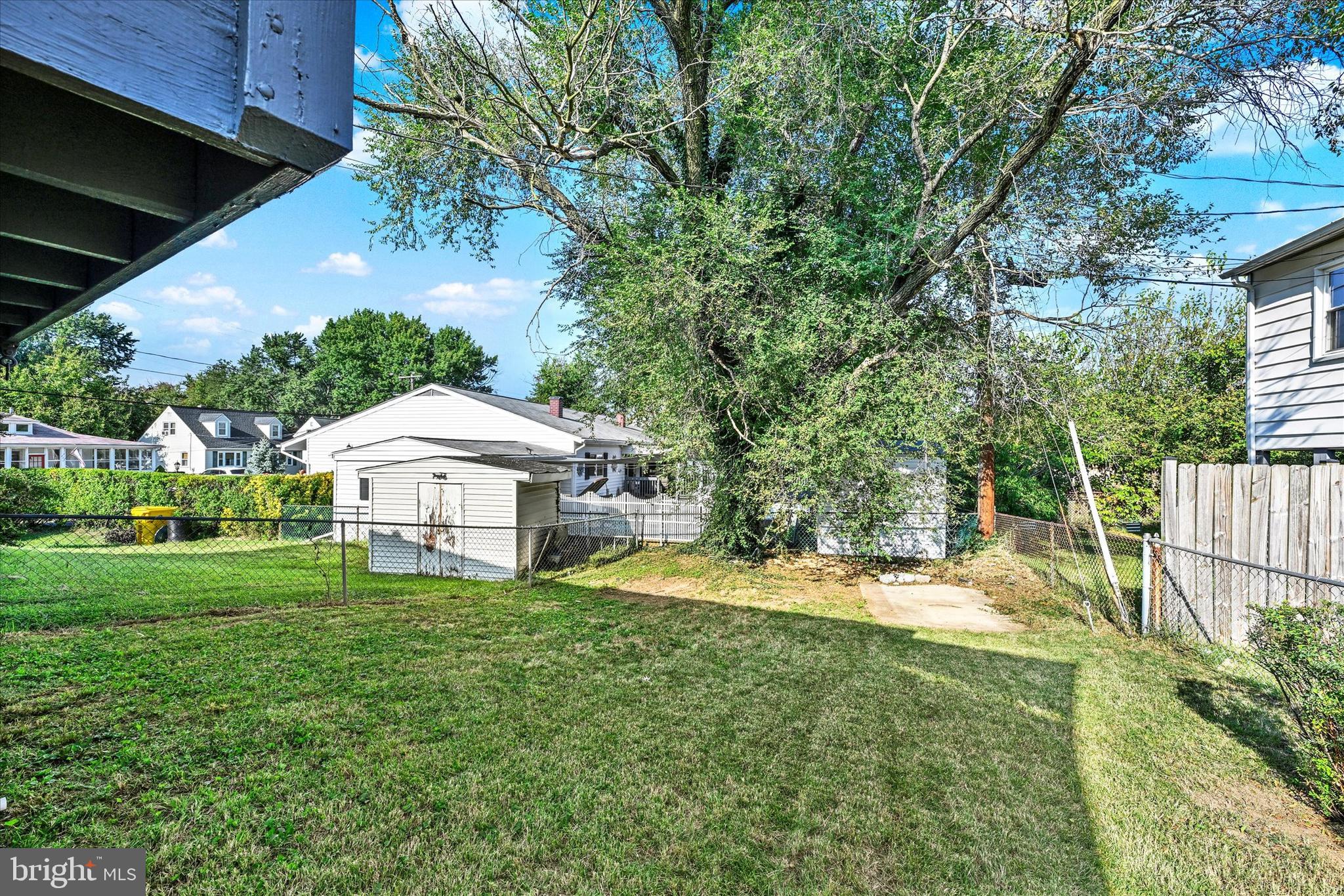 RIVIERA BEACH - Residential